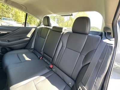 2025 Subaru LEGACY Limited