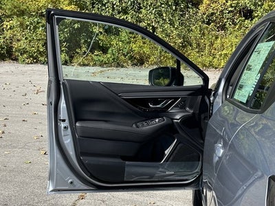 2025 Subaru LEGACY Limited