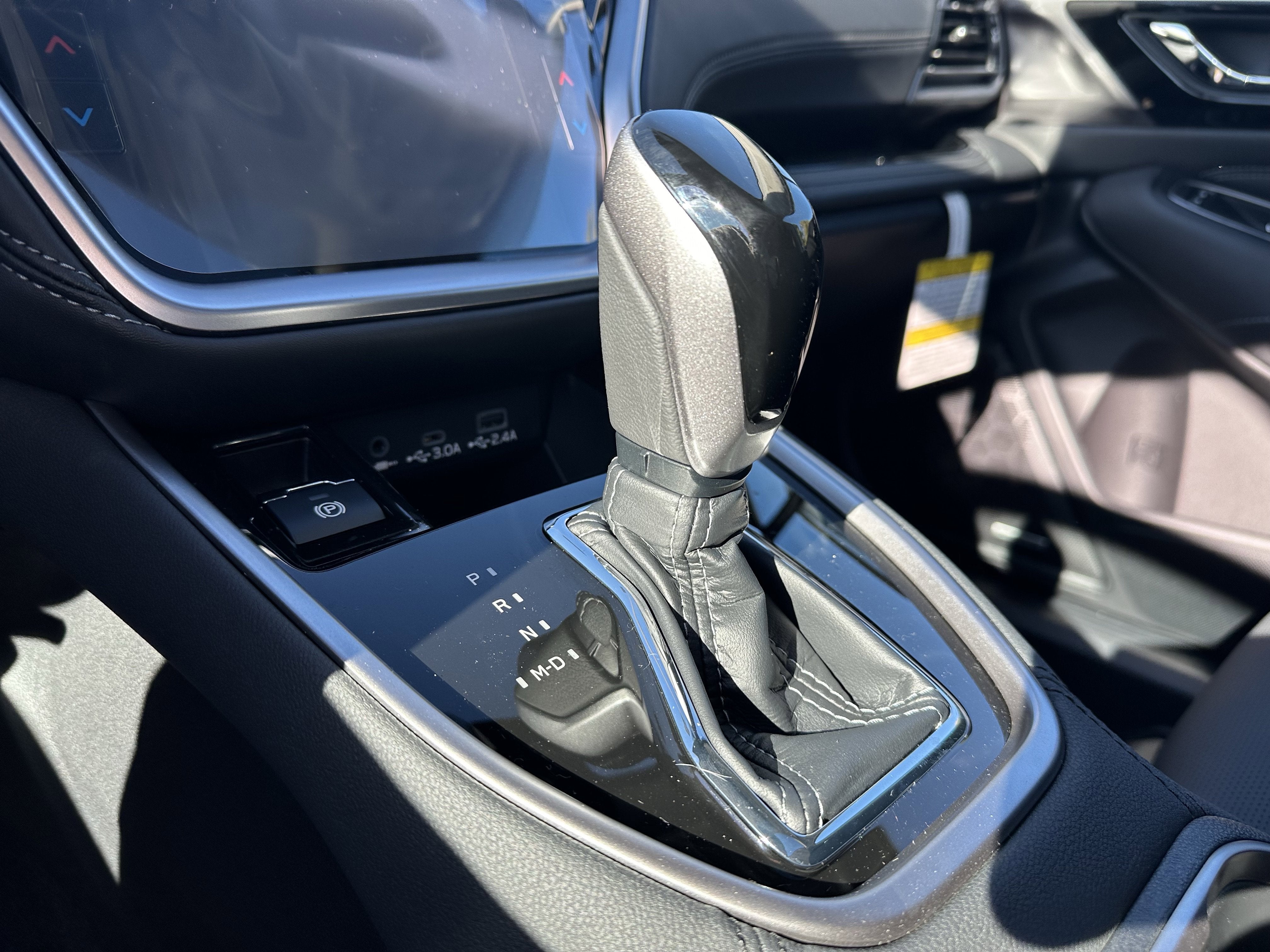 2025 Subaru LEGACY Limited