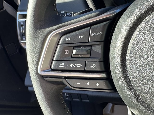 2025 Subaru LEGACY Limited