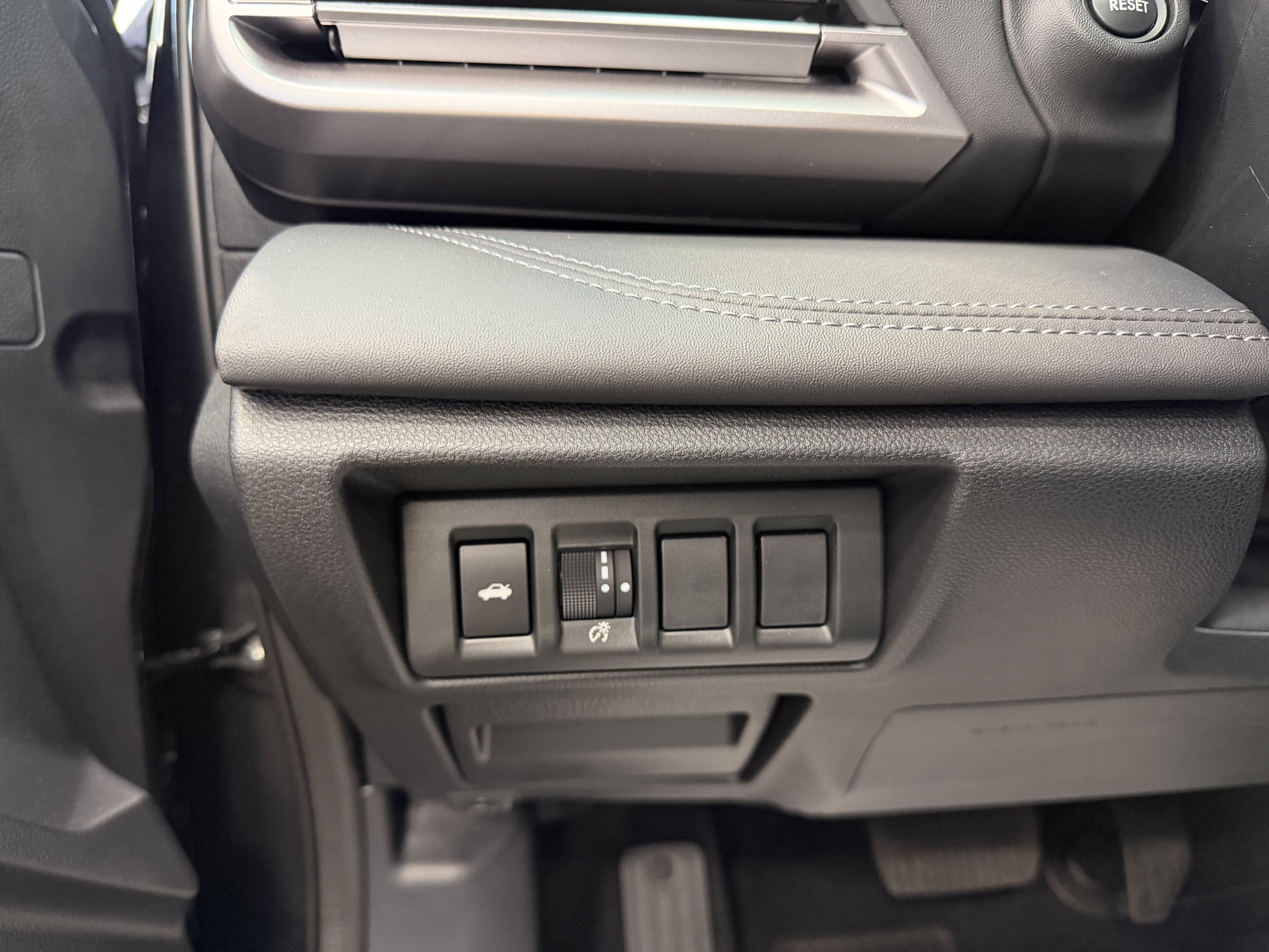 2025 Subaru LEGACY Touring XT