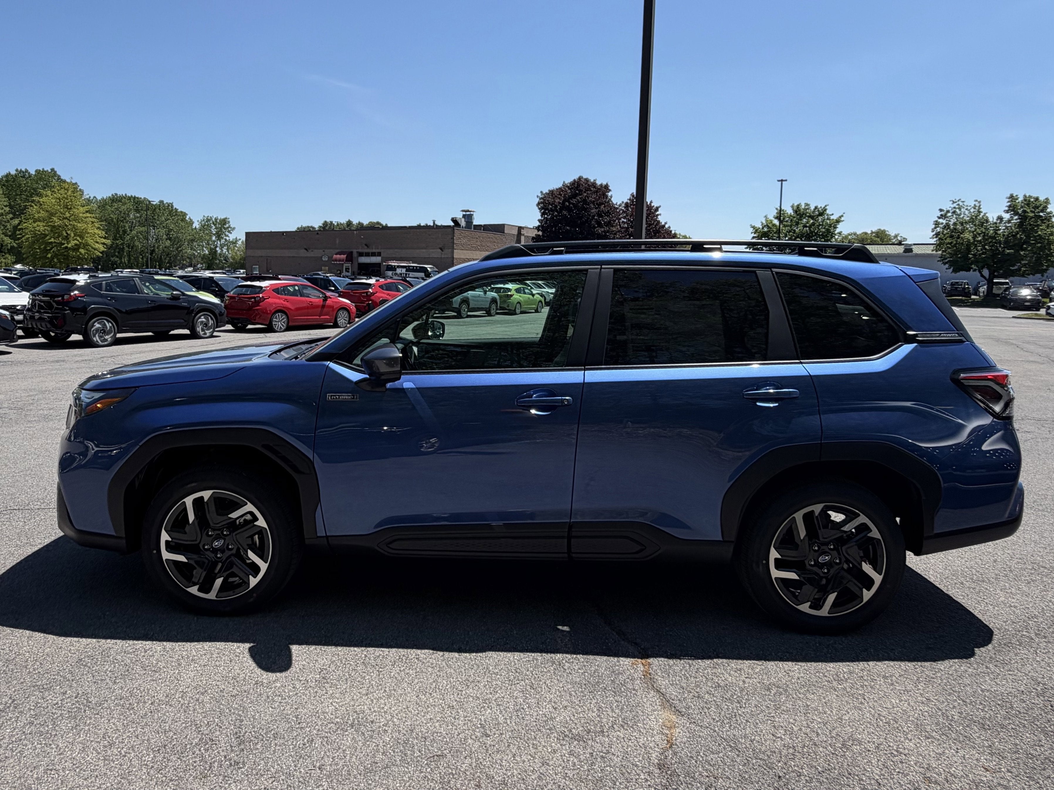 2026 Subaru FORESTER Premium Hybrid