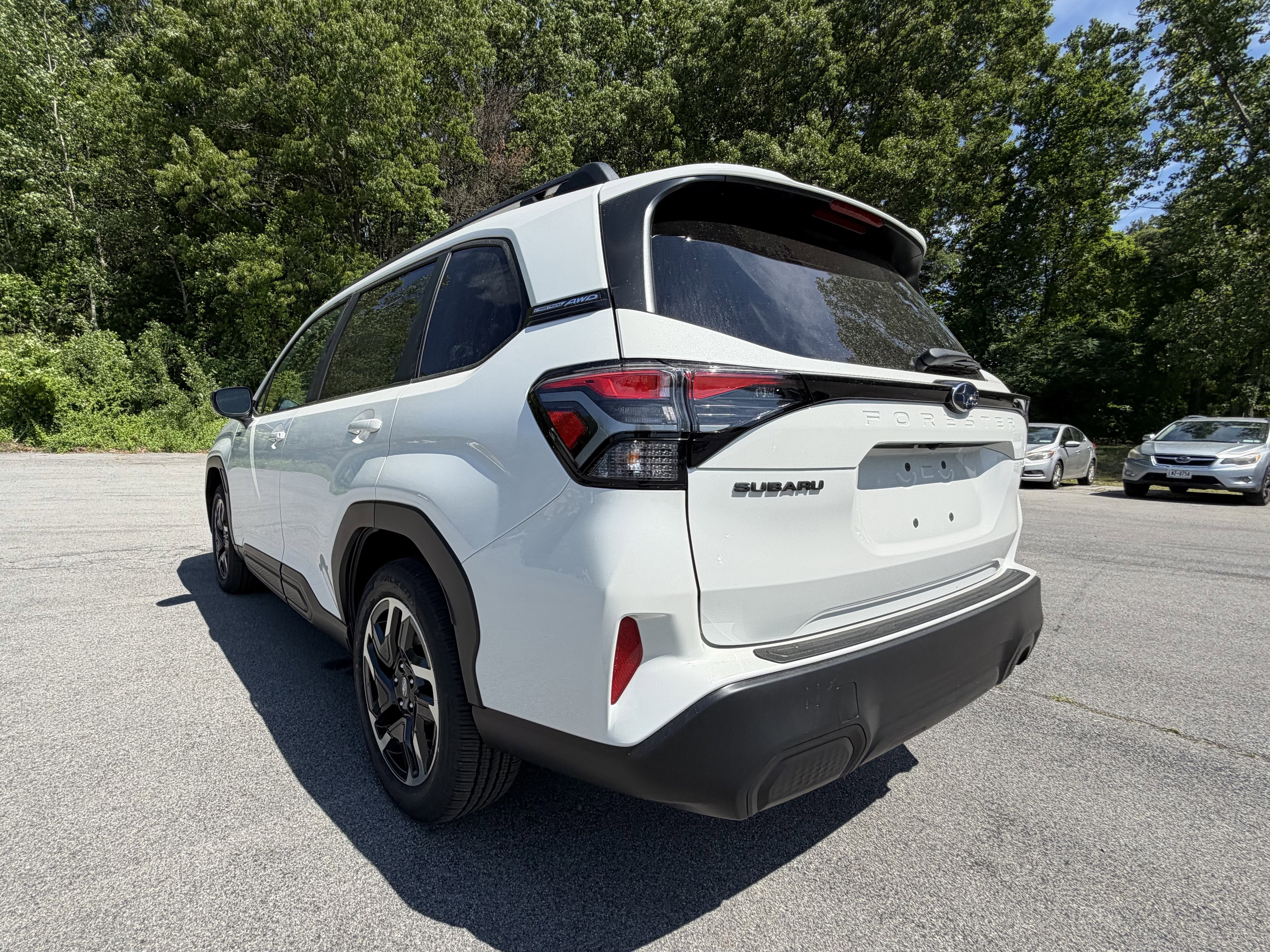2026 Subaru FORESTER Premium Hybrid