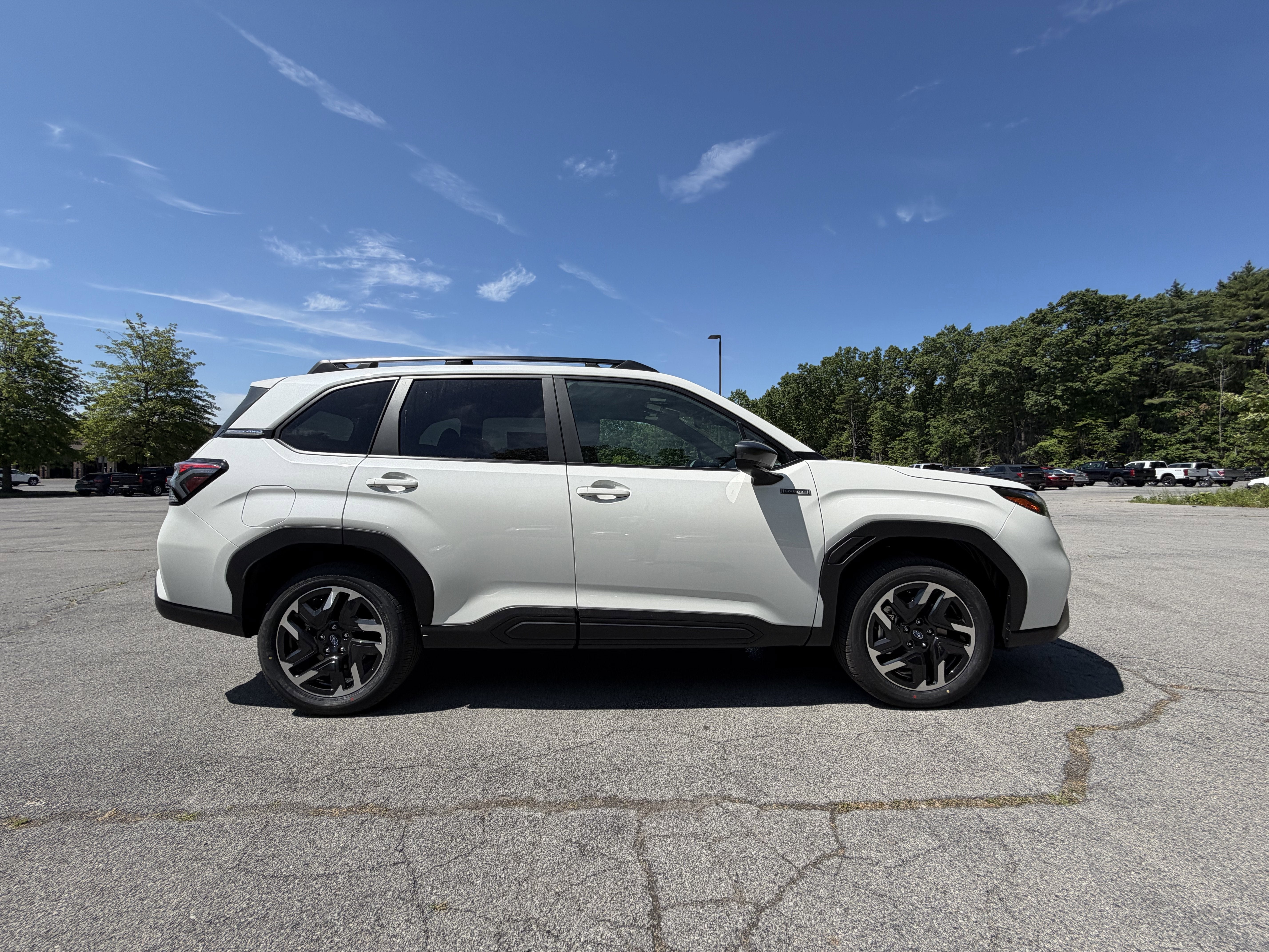 2026 Subaru FORESTER Premium Hybrid