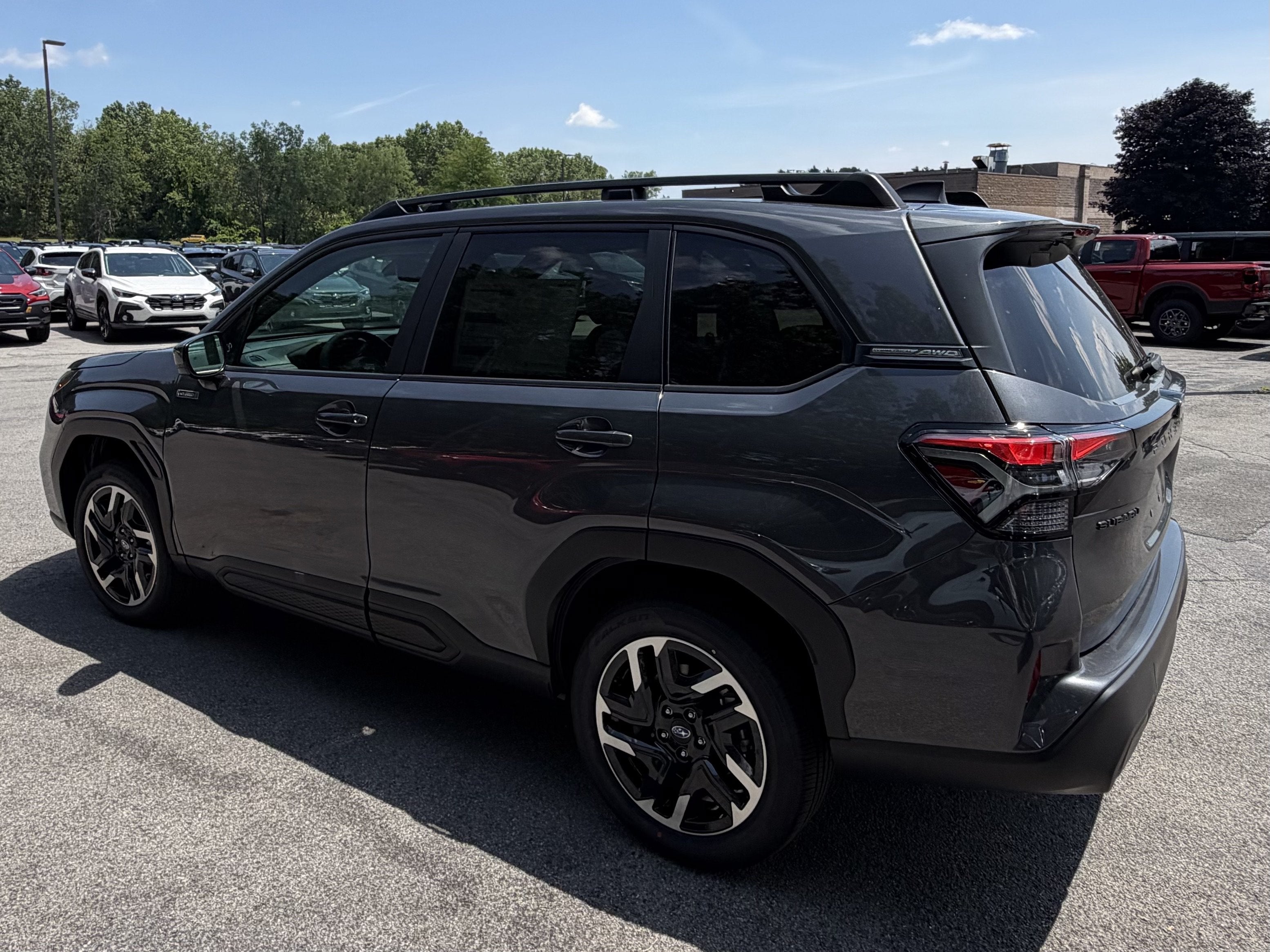 2026 Subaru FORESTER Premium Hybrid