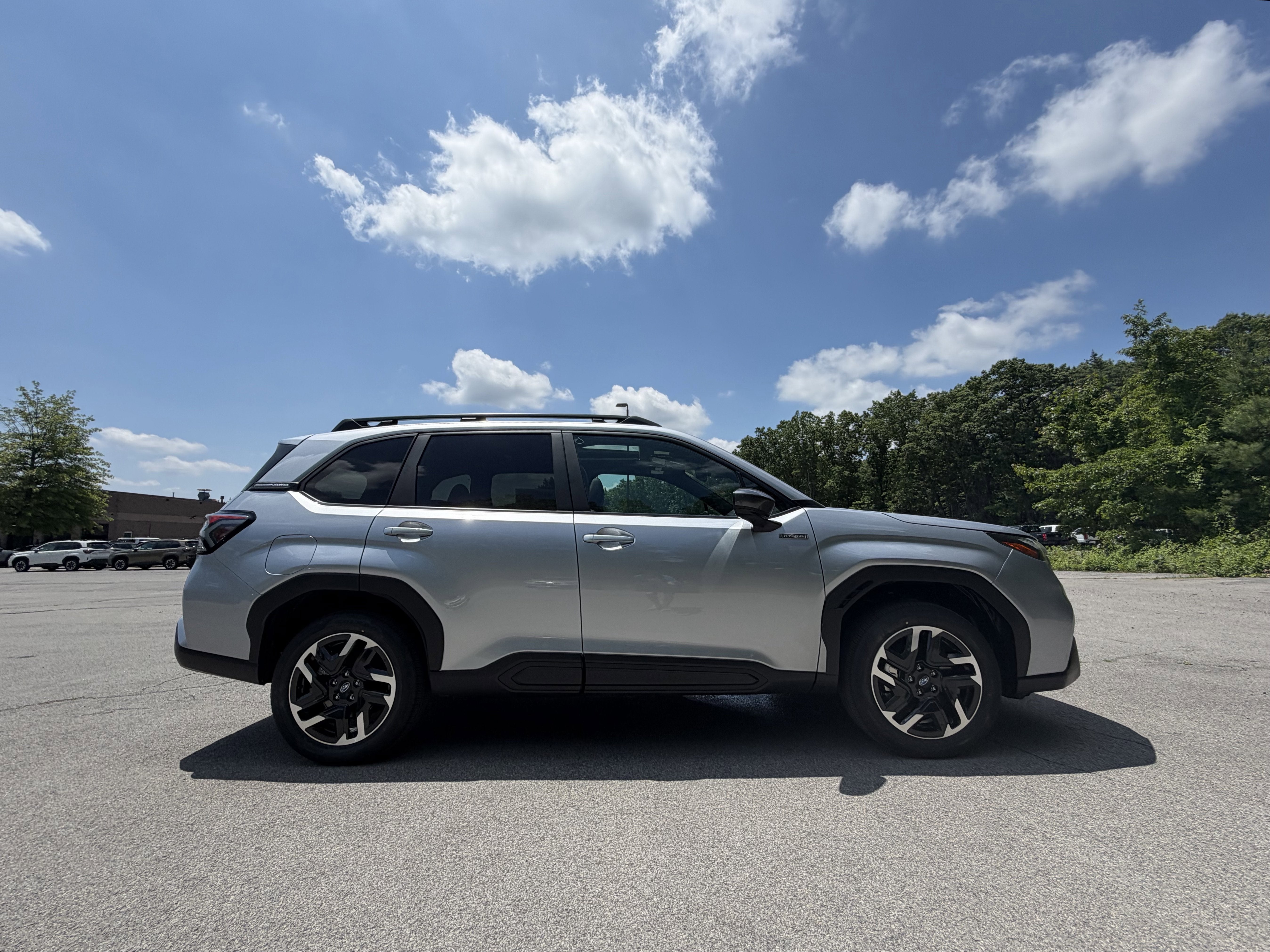 2026 Subaru FORESTER Premium Hybrid