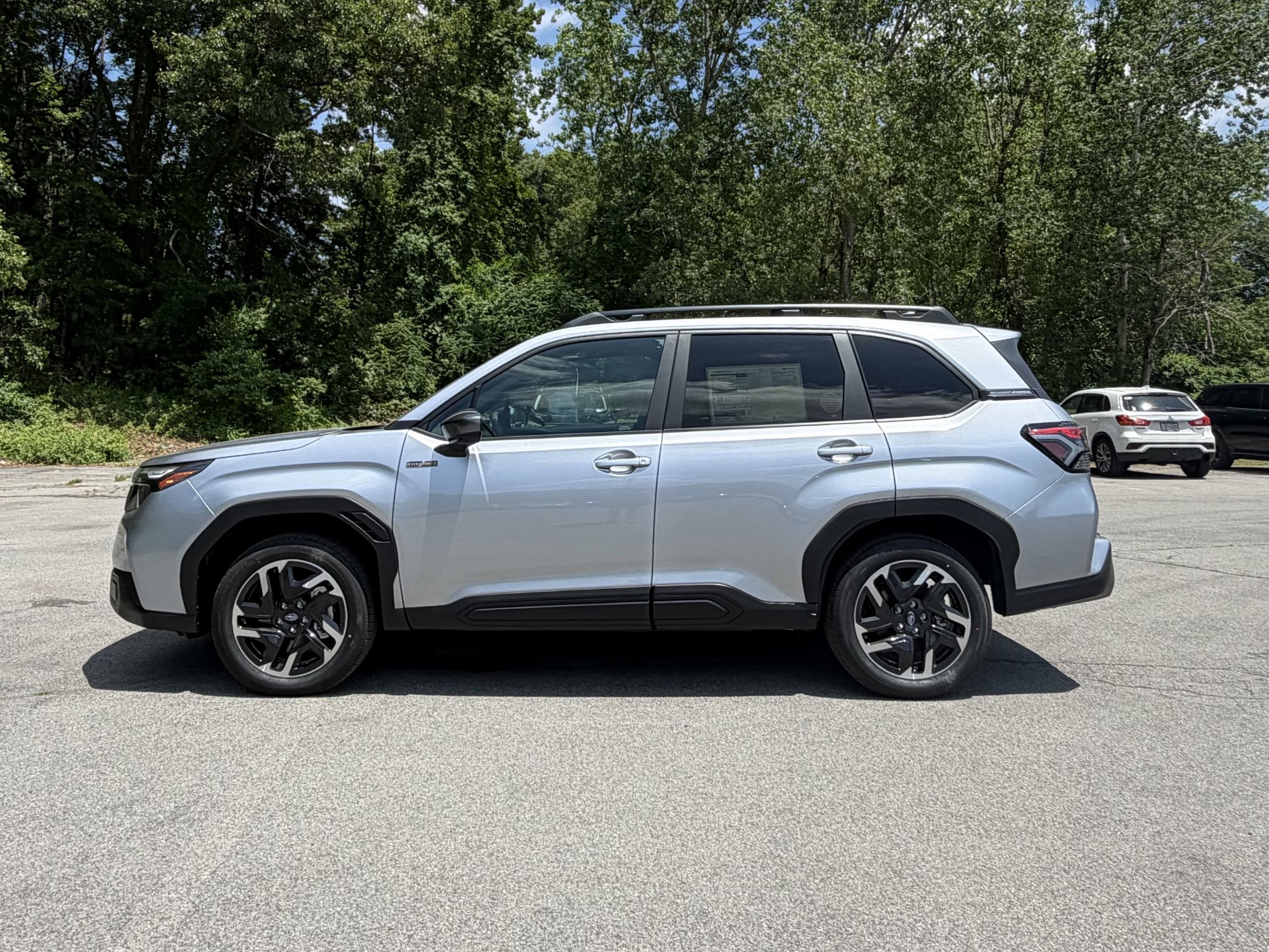 2026 Subaru FORESTER Premium Hybrid