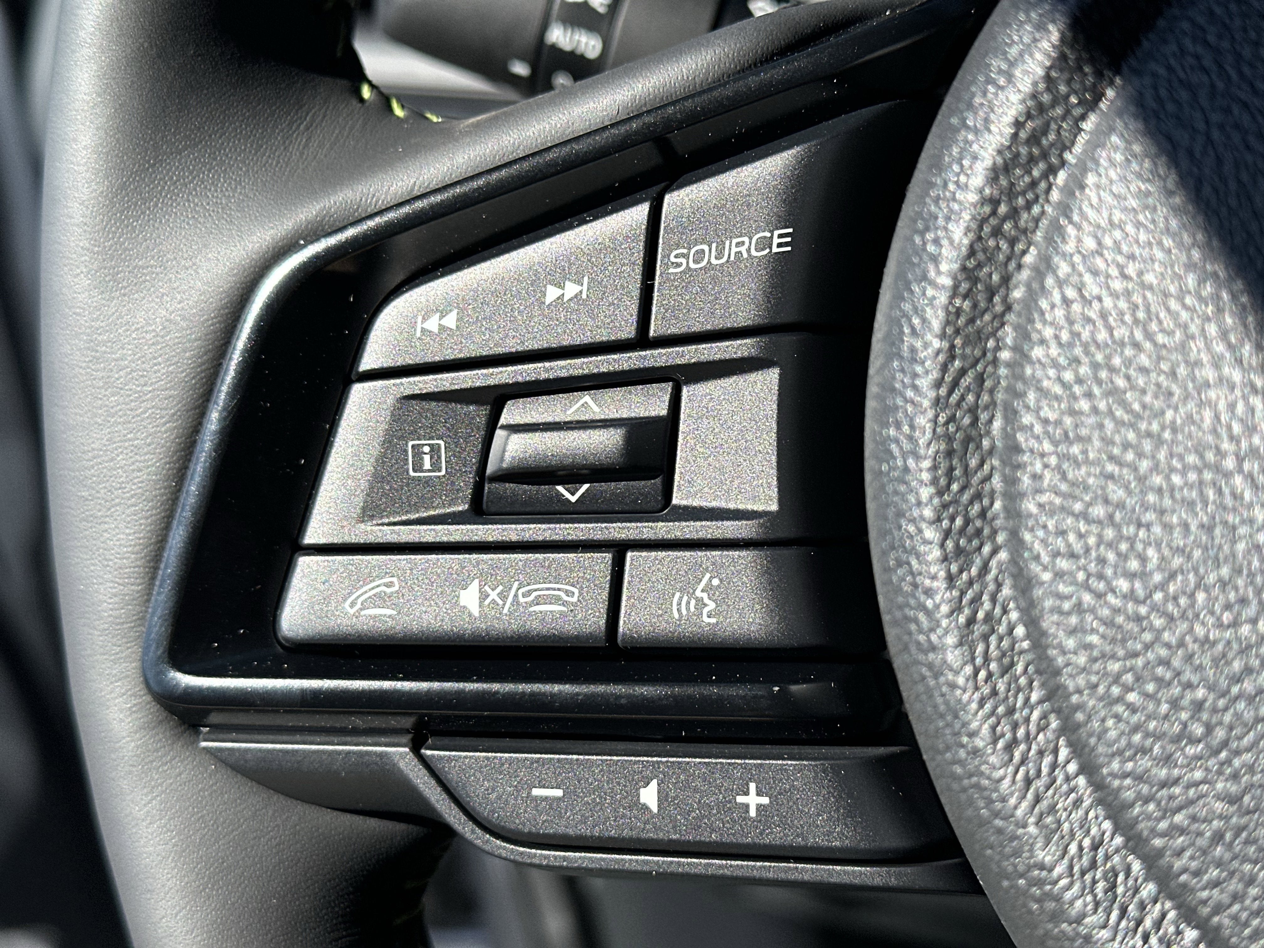 2025 Subaru ASCENT Onyx Edition Touring