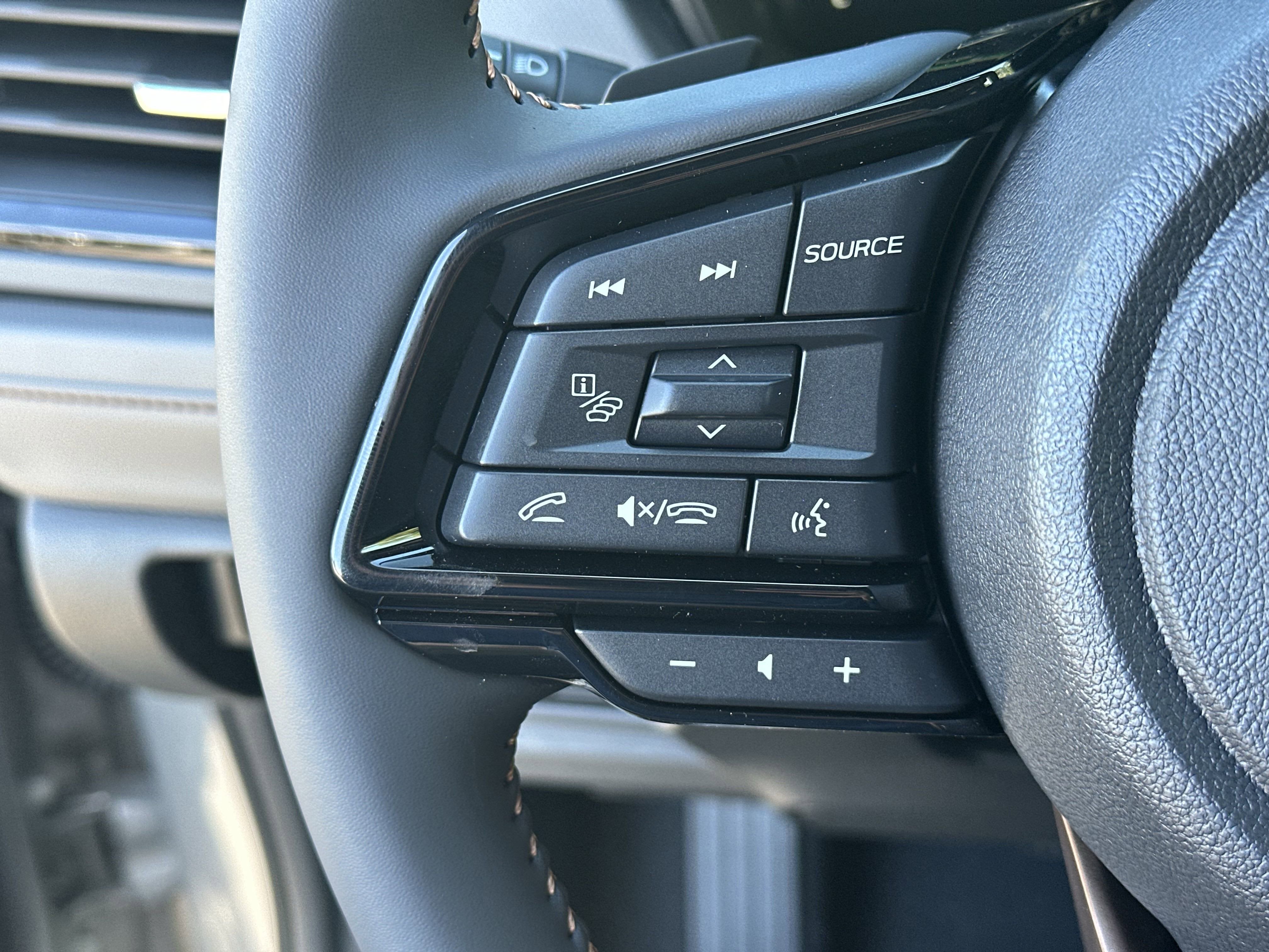 2025 Subaru FORESTER Sport Hybrid