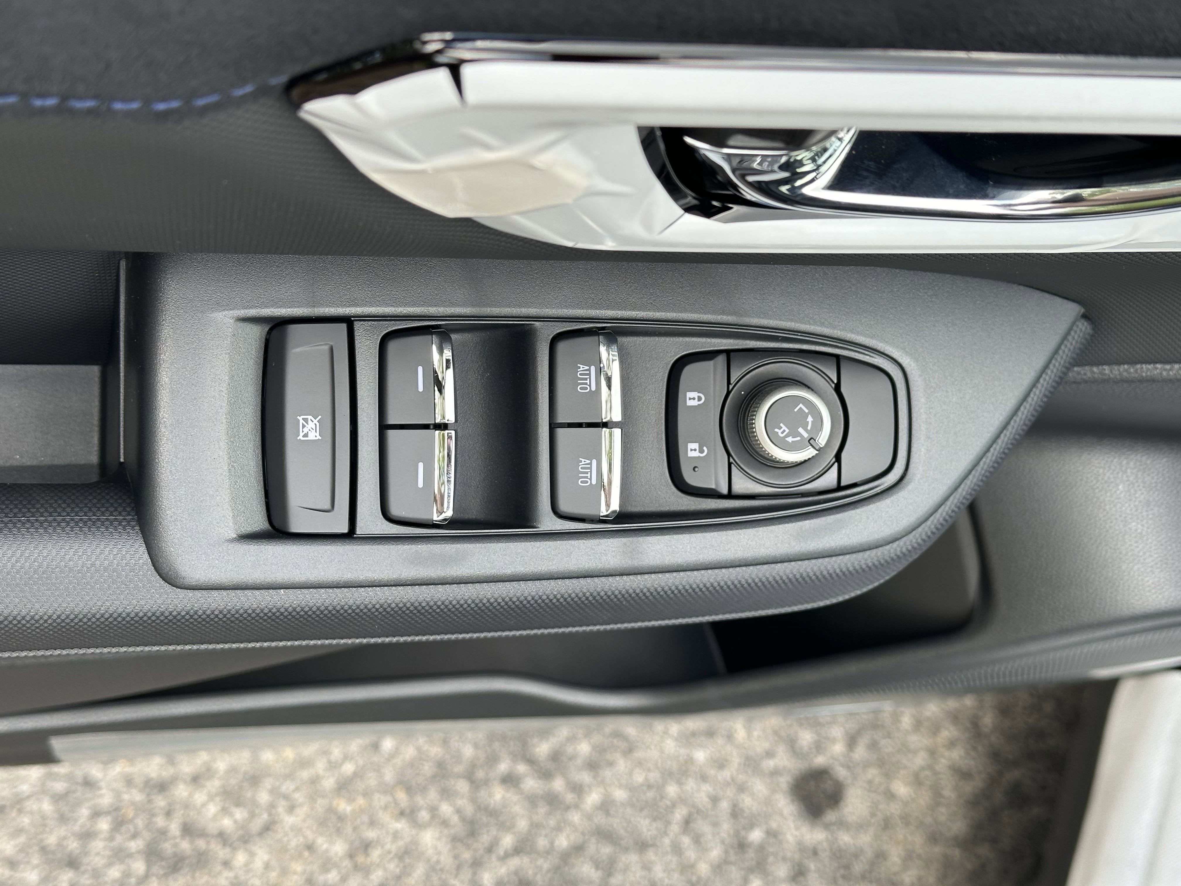 2025 Subaru FORESTER Limited Hybrid