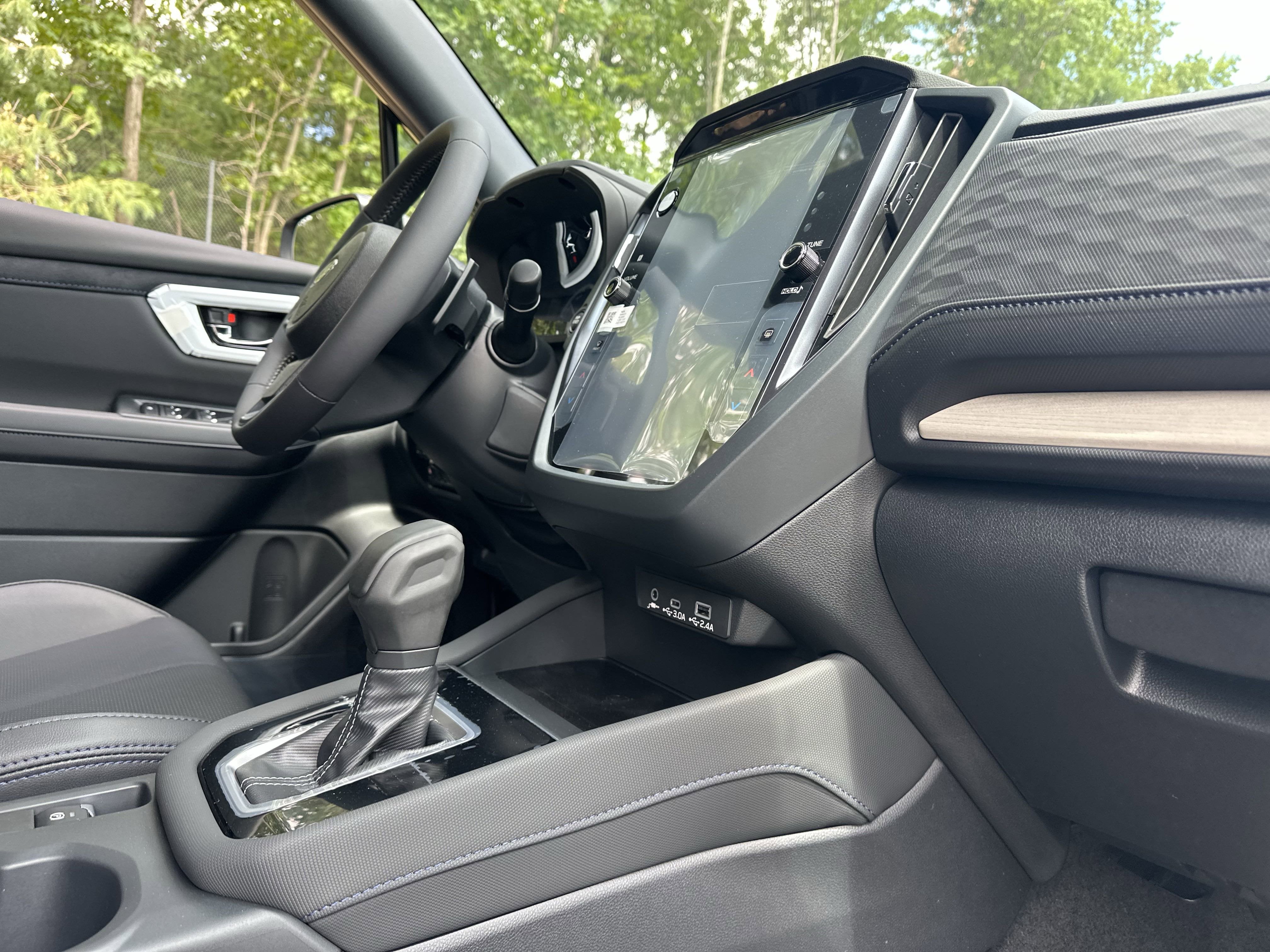 2025 Subaru FORESTER Limited Hybrid