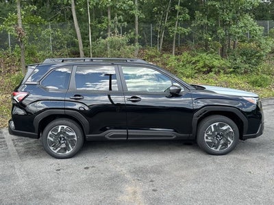 2025 Subaru FORESTER Limited Hybrid