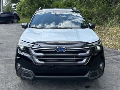 2025 Subaru FORESTER Limited Hybrid