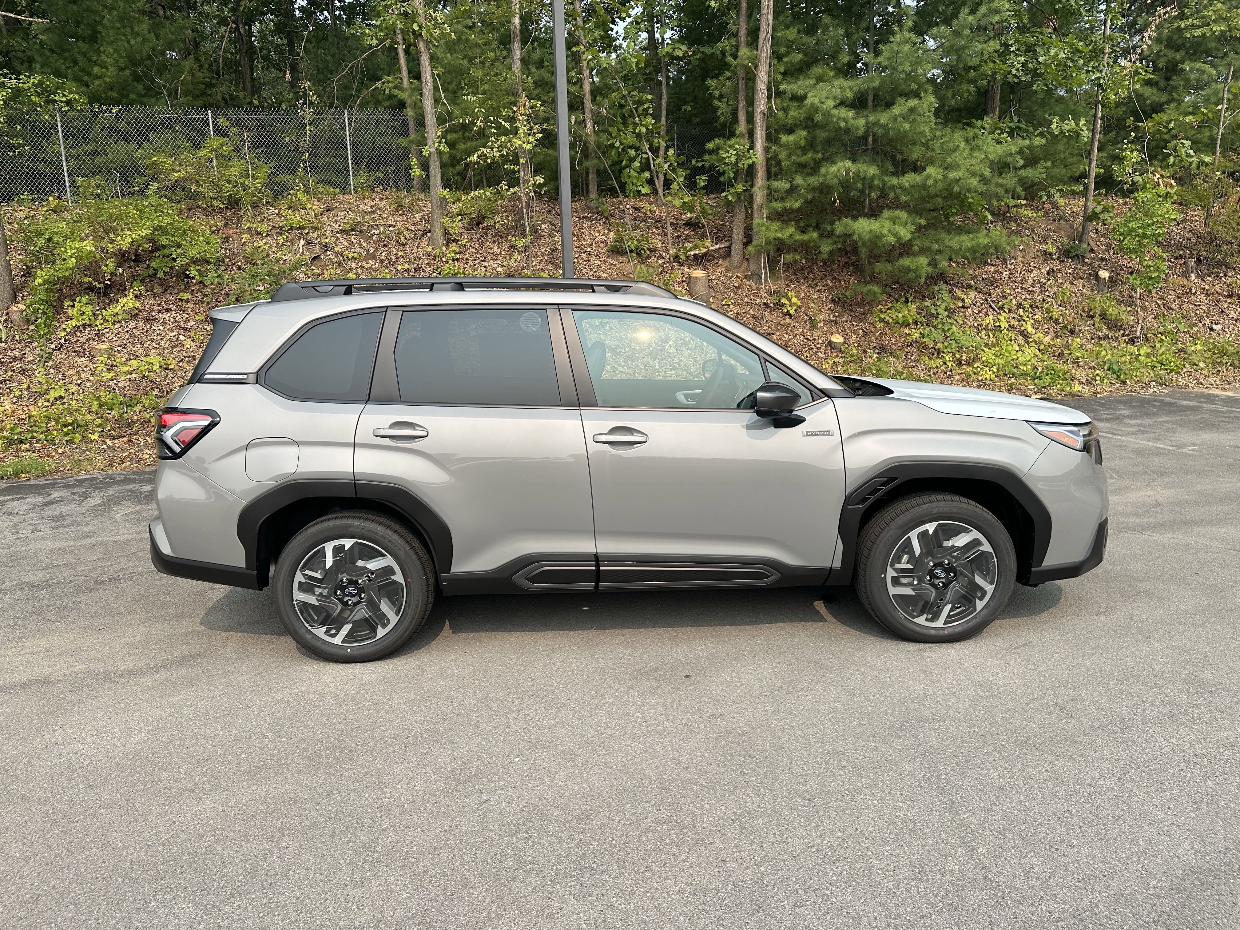 2025 Subaru FORESTER Limited Hybrid