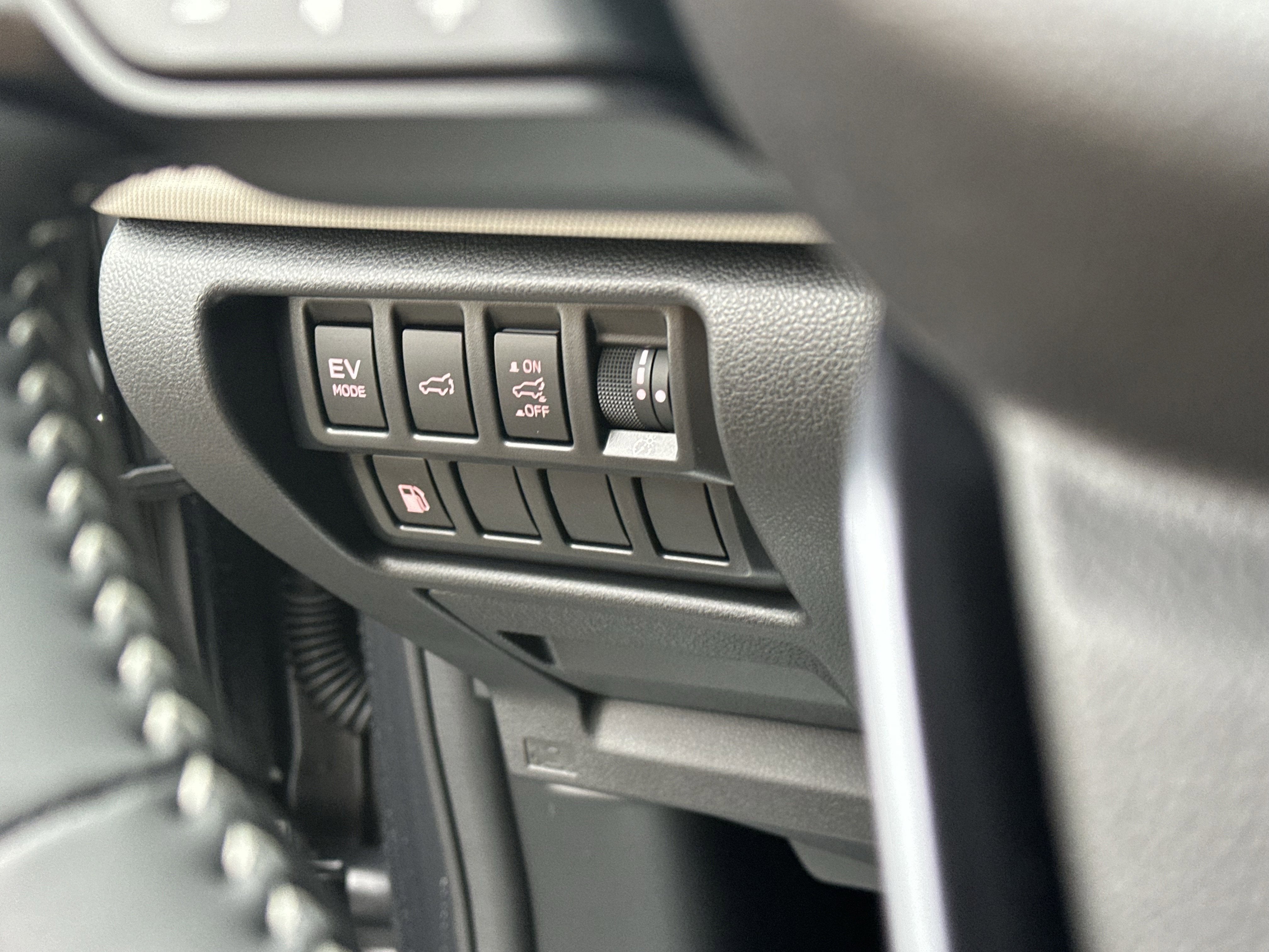 2025 Subaru FORESTER Limited Hybrid