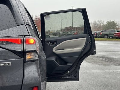 2025 Subaru FORESTER Limited Hybrid