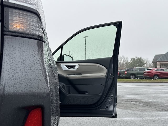 2025 Subaru FORESTER Limited Hybrid