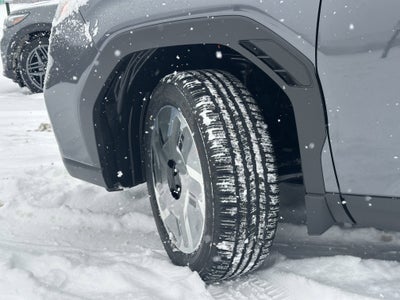 2025 Subaru FORESTER Limited Hybrid