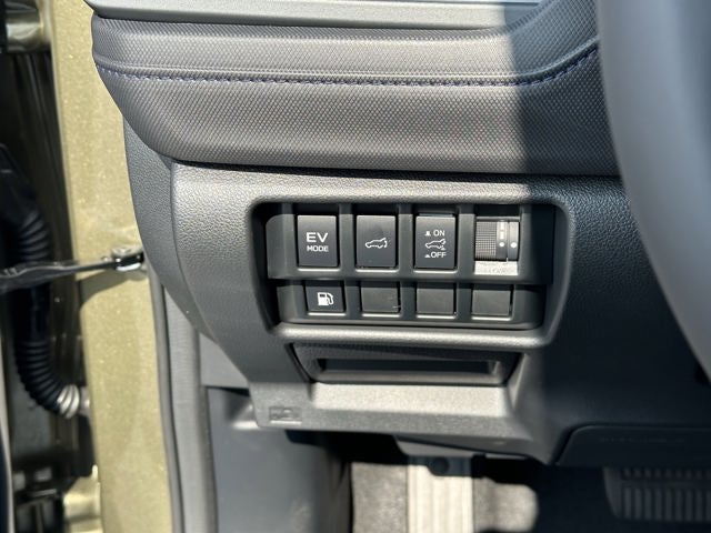 2025 Subaru FORESTER Limited Hybrid