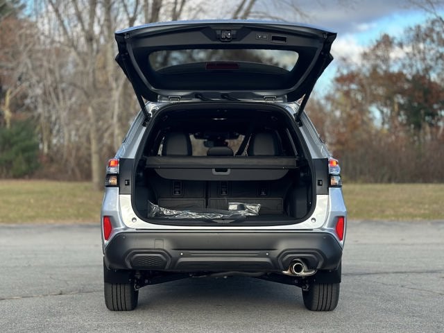 2025 Subaru FORESTER Limited Hybrid
