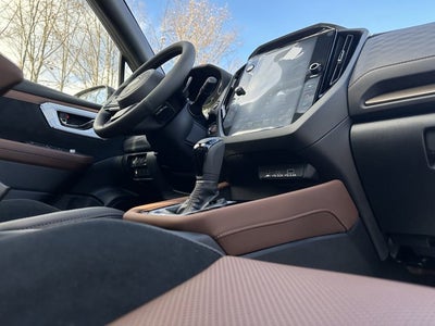 2025 Subaru FORESTER Touring Hybrid