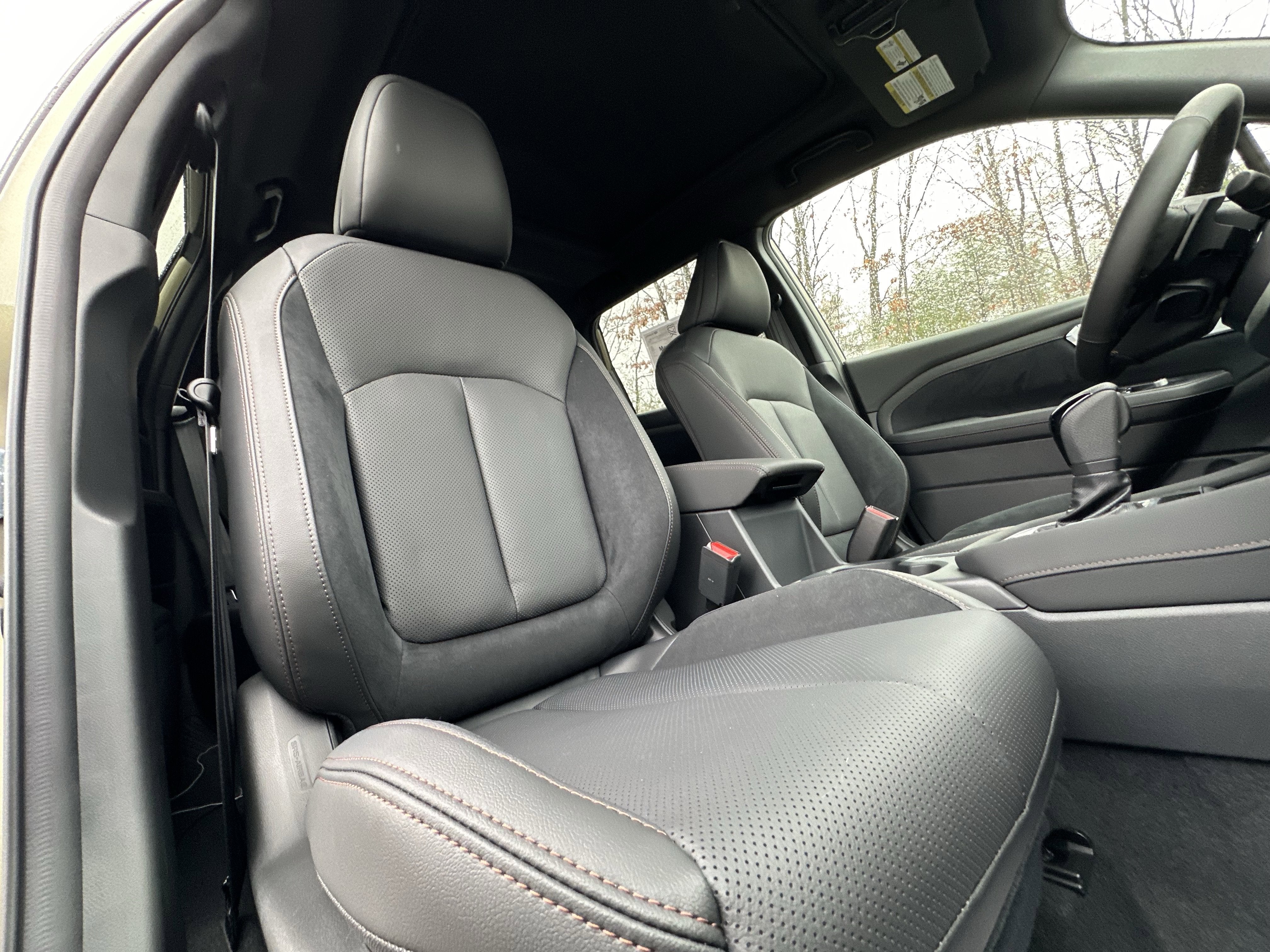 2025 Subaru FORESTER Touring Hybrid