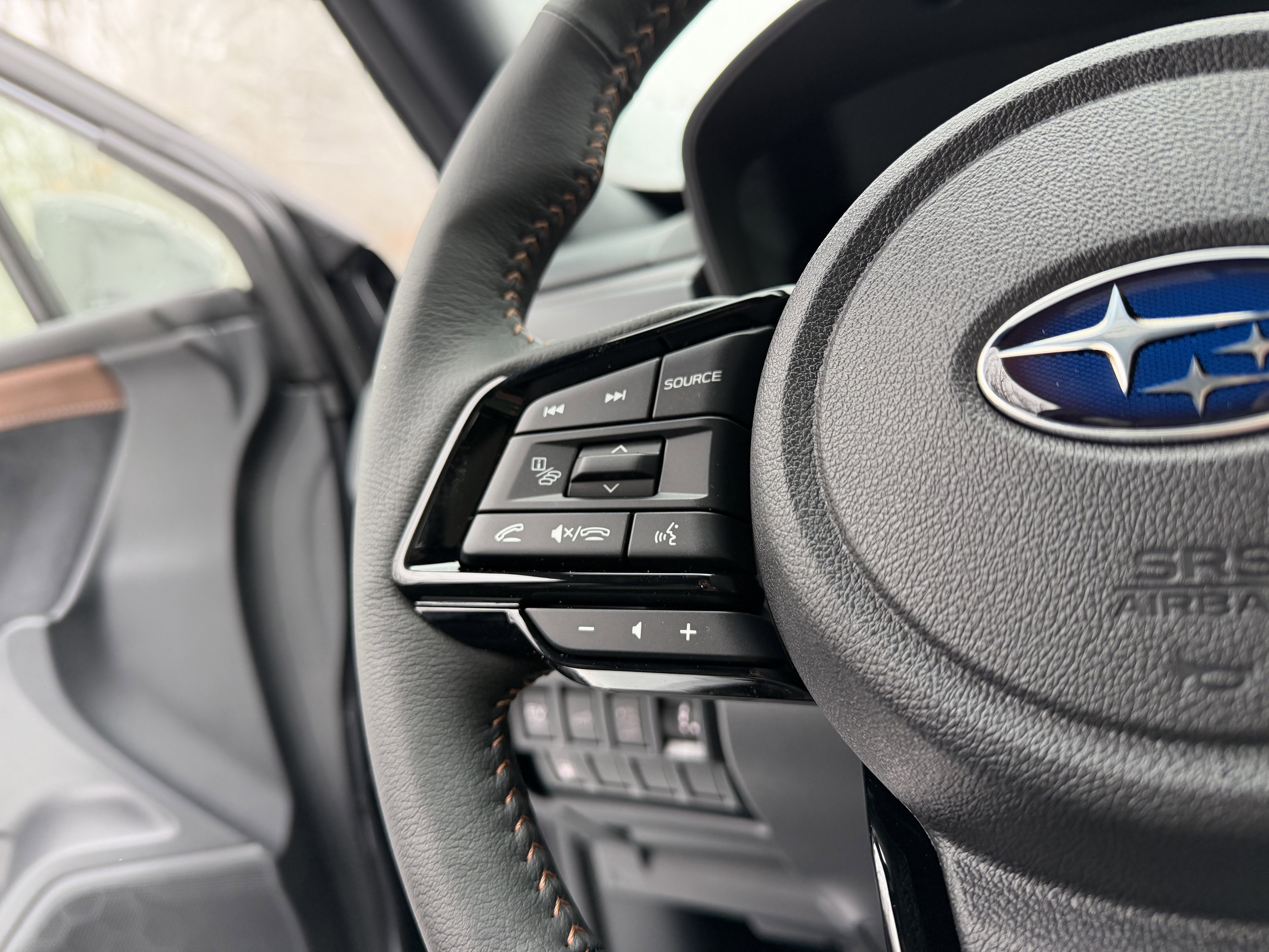 2025 Subaru FORESTER Touring Hybrid