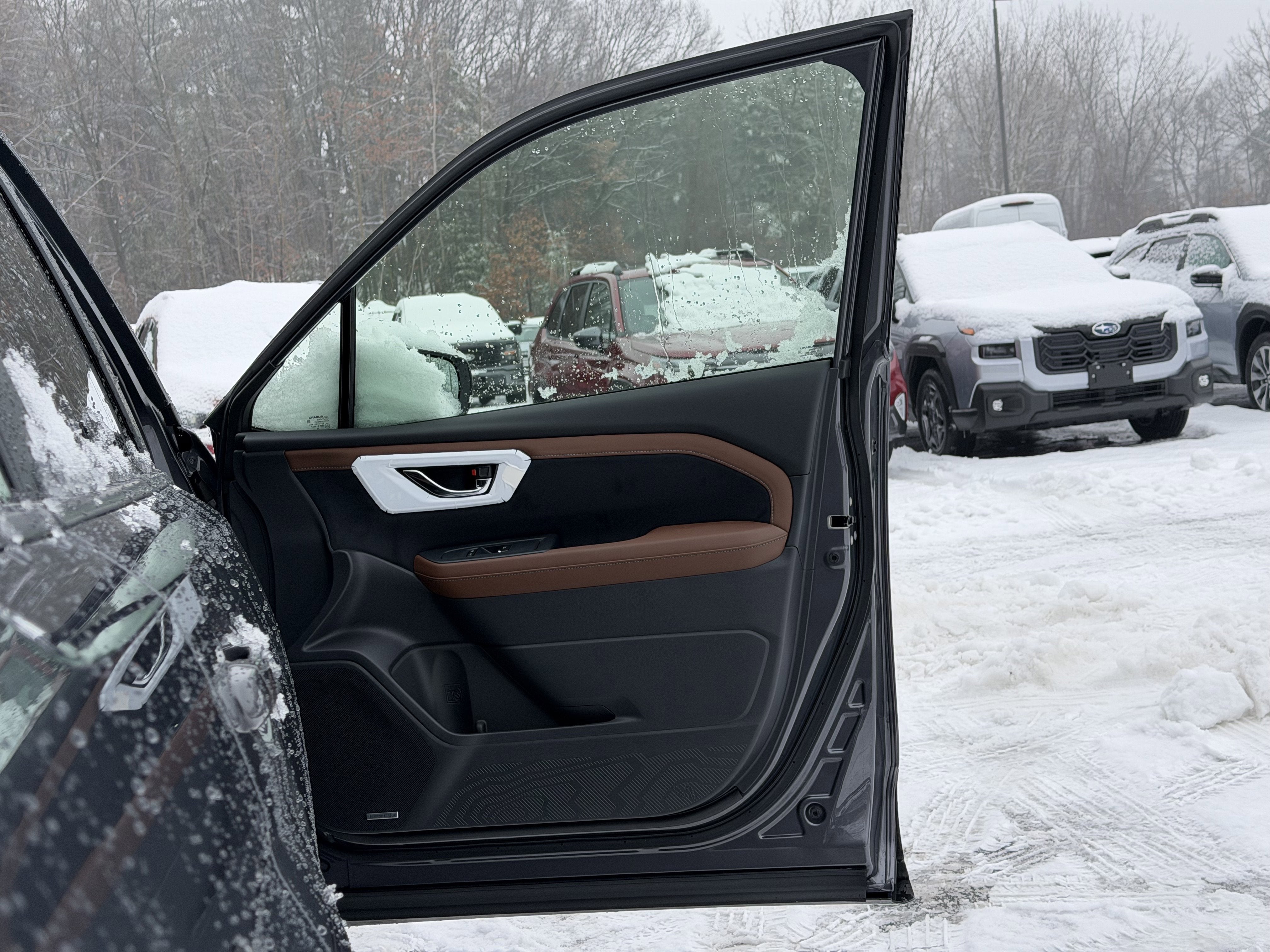 2025 Subaru FORESTER Touring Hybrid