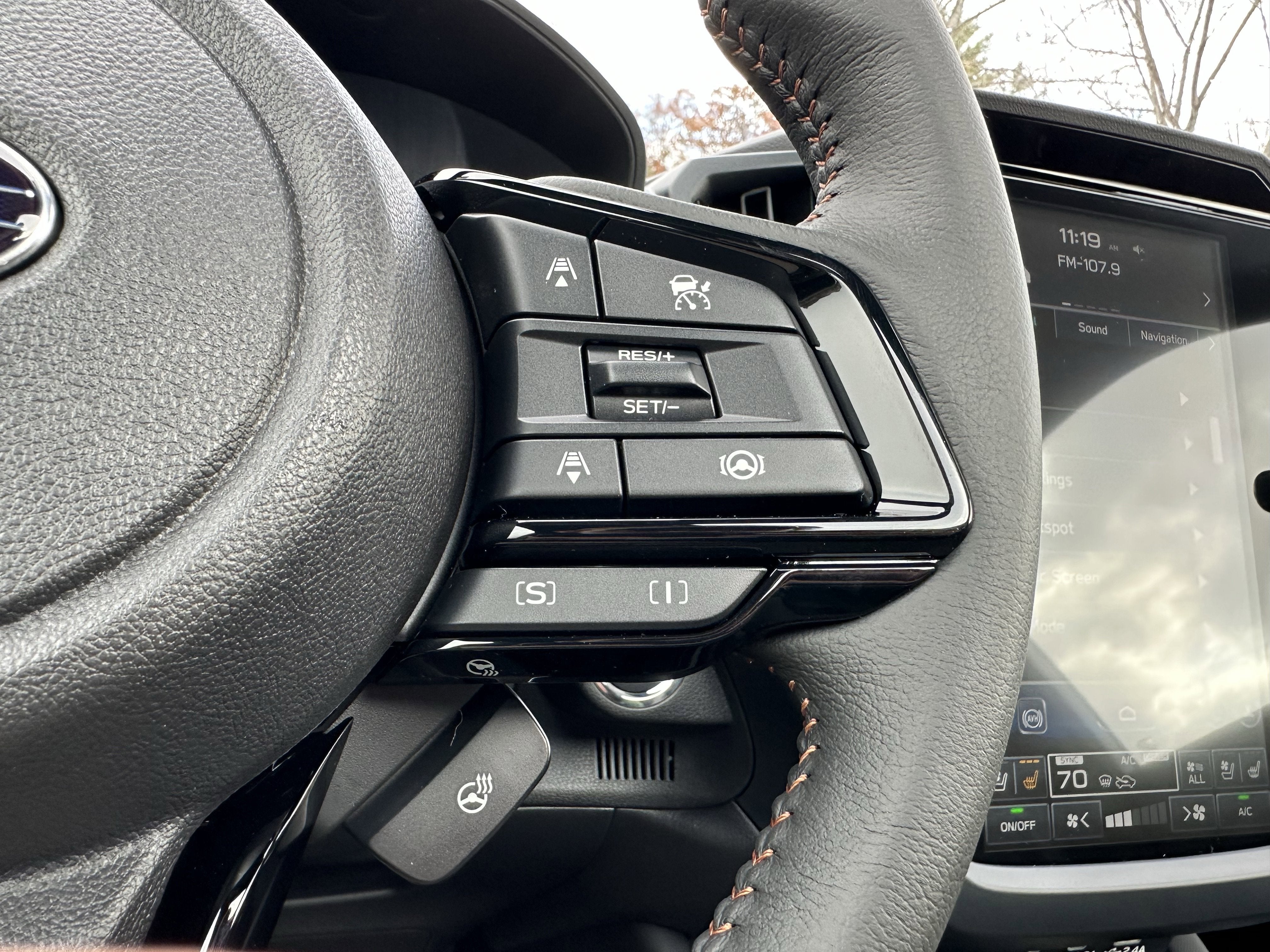 2025 Subaru FORESTER Touring Hybrid