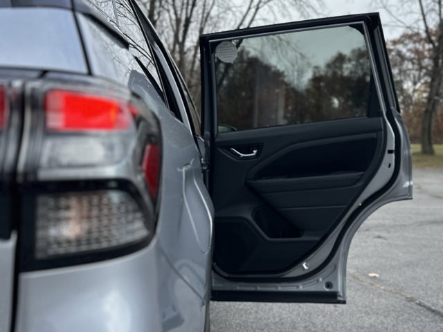 2025 Subaru FORESTER Touring Hybrid