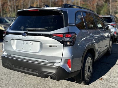 2025 Subaru FORESTER Touring Hybrid