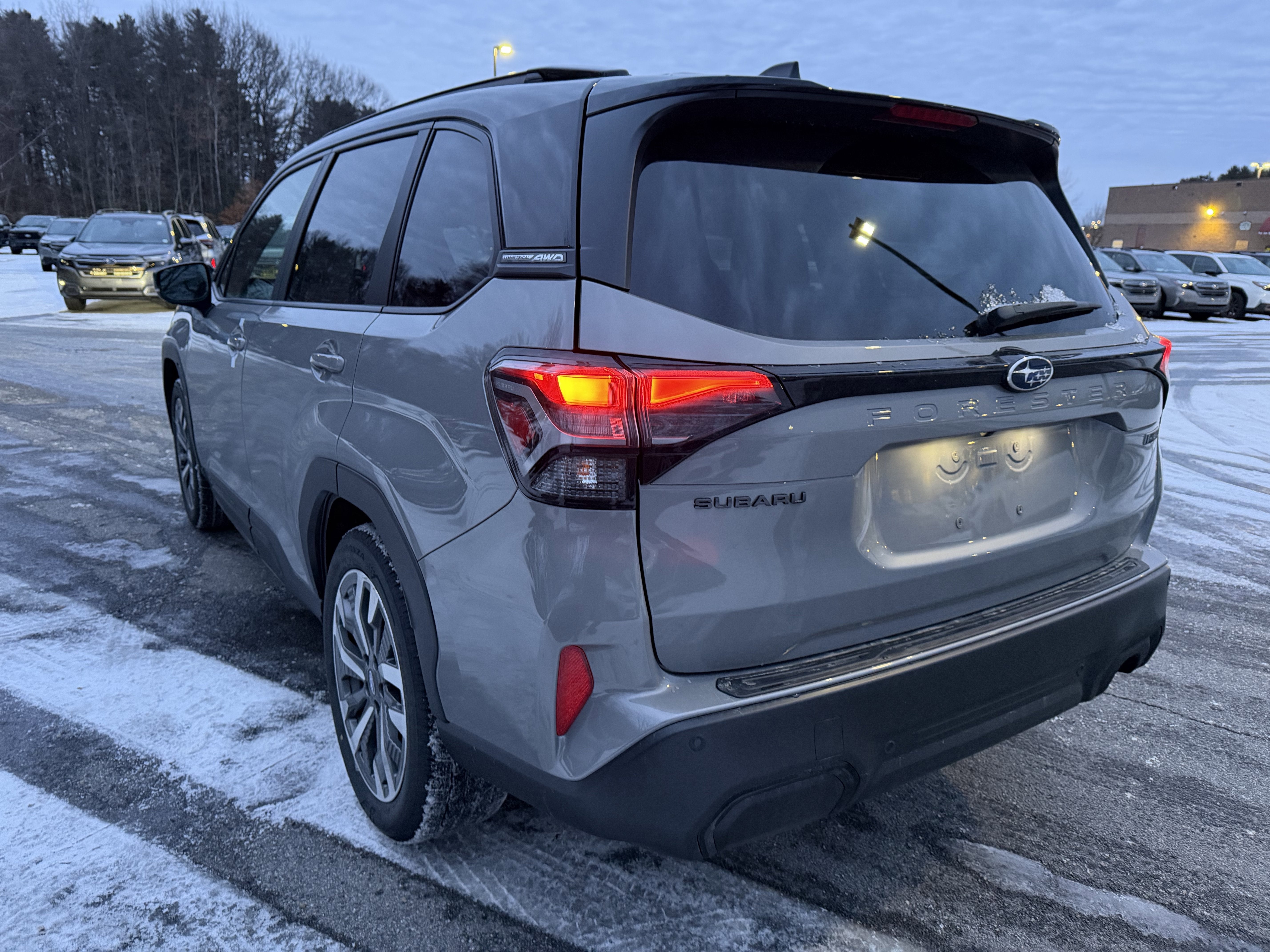 2025 Subaru FORESTER Touring Hybrid