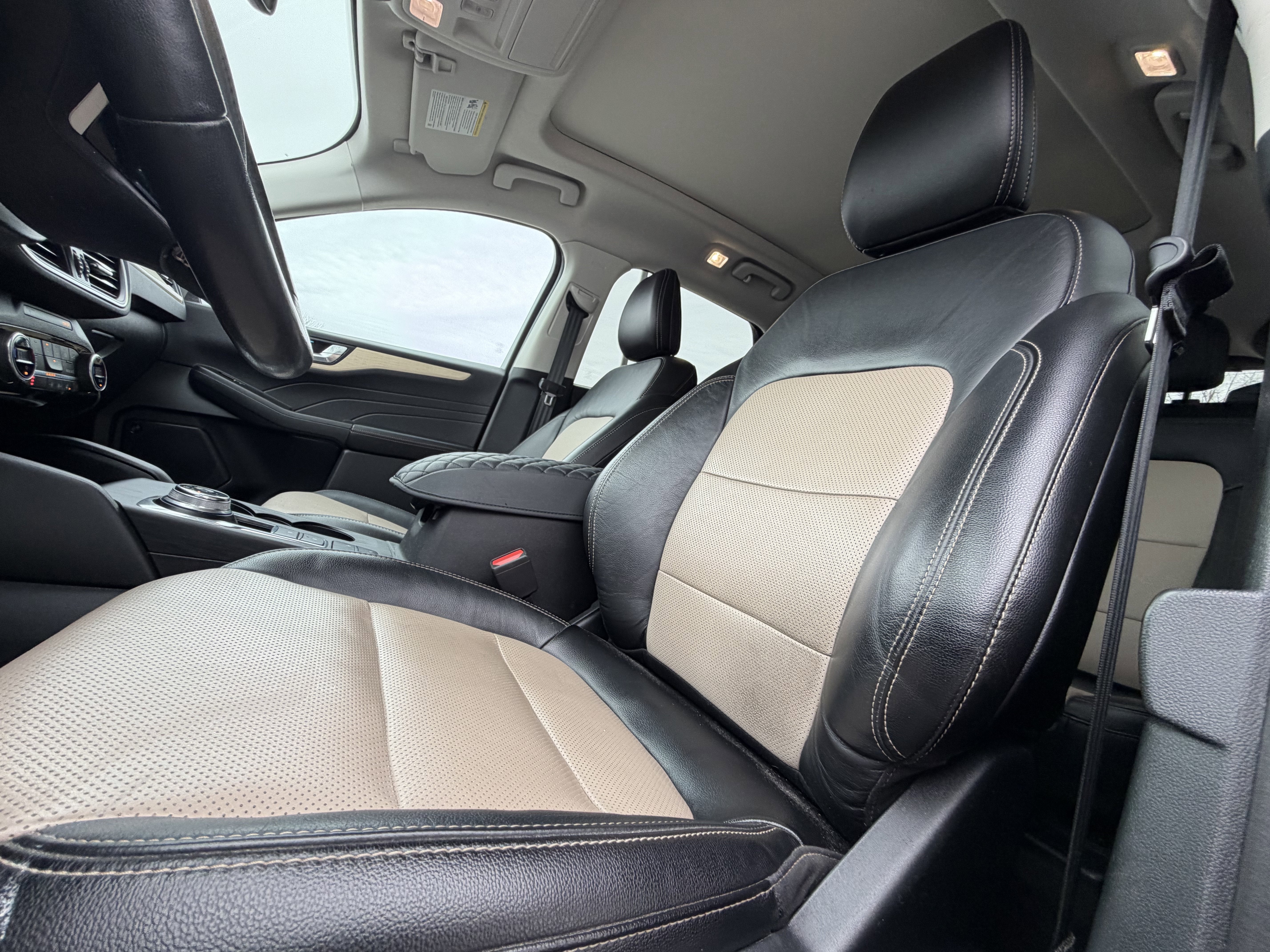 2021 Ford Escape Titanium