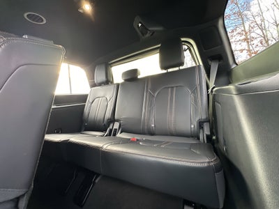 2024 Ford Expedition Platinum