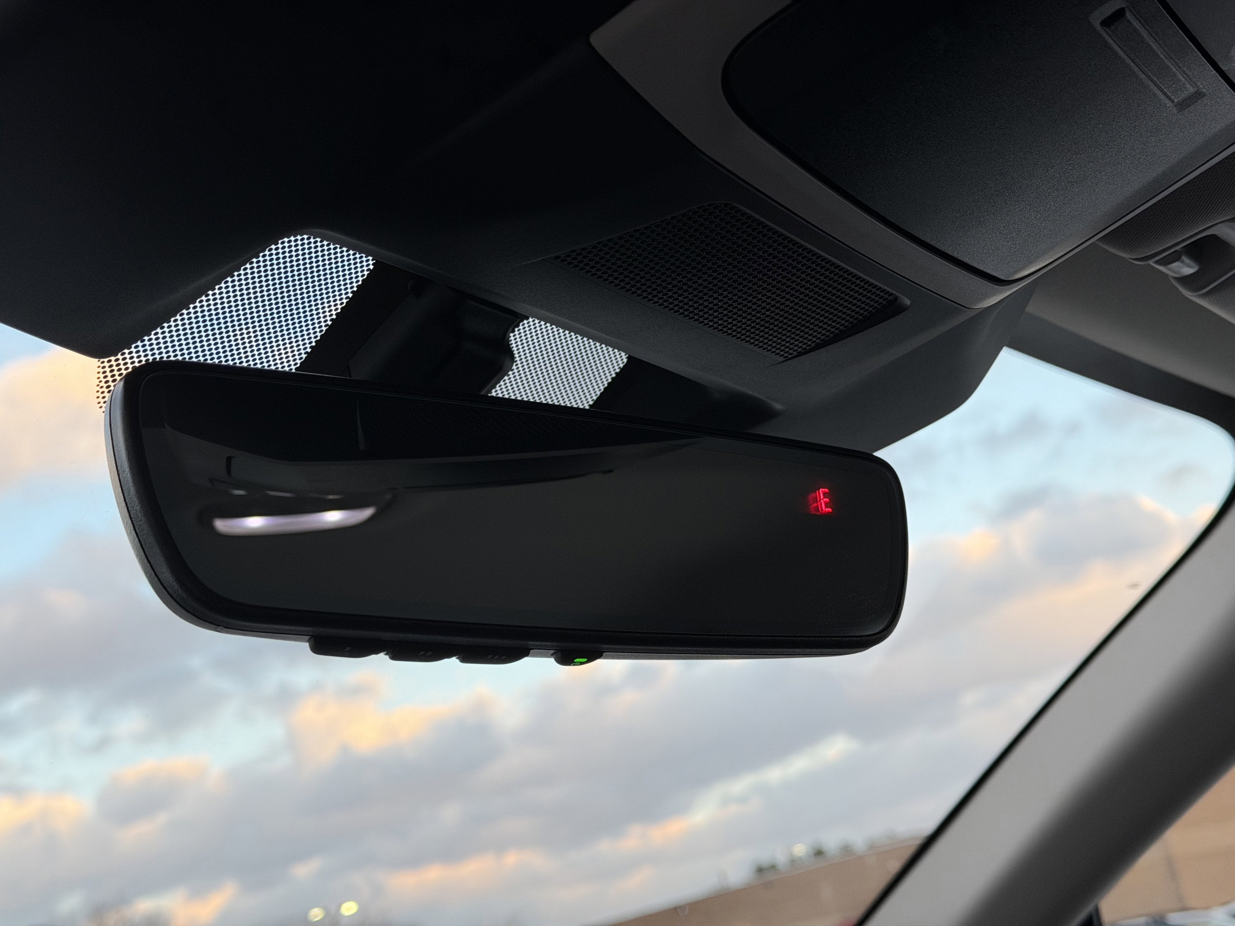 2025 Subaru Outback 2.5i