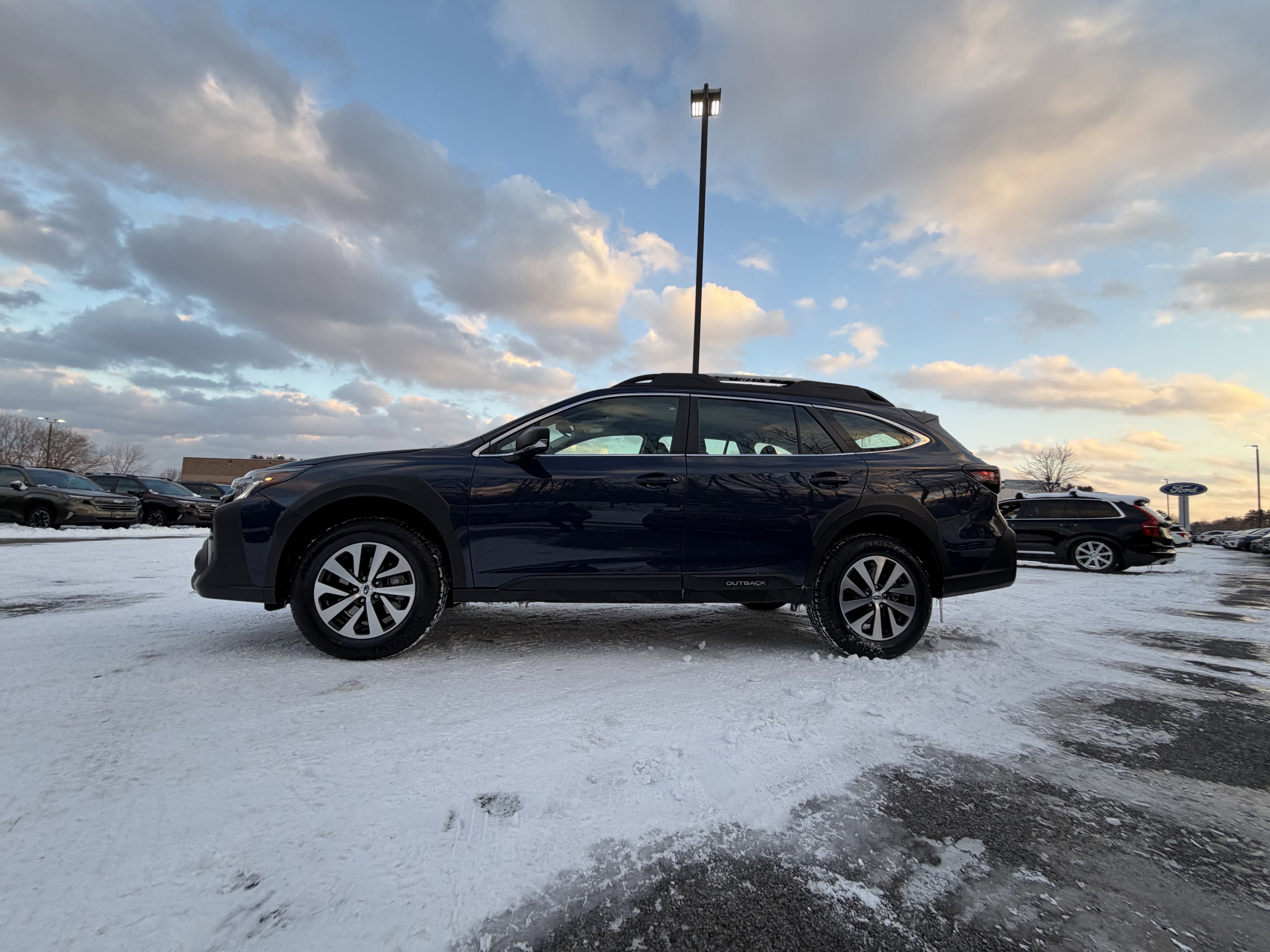 2025 Subaru Outback 2.5i