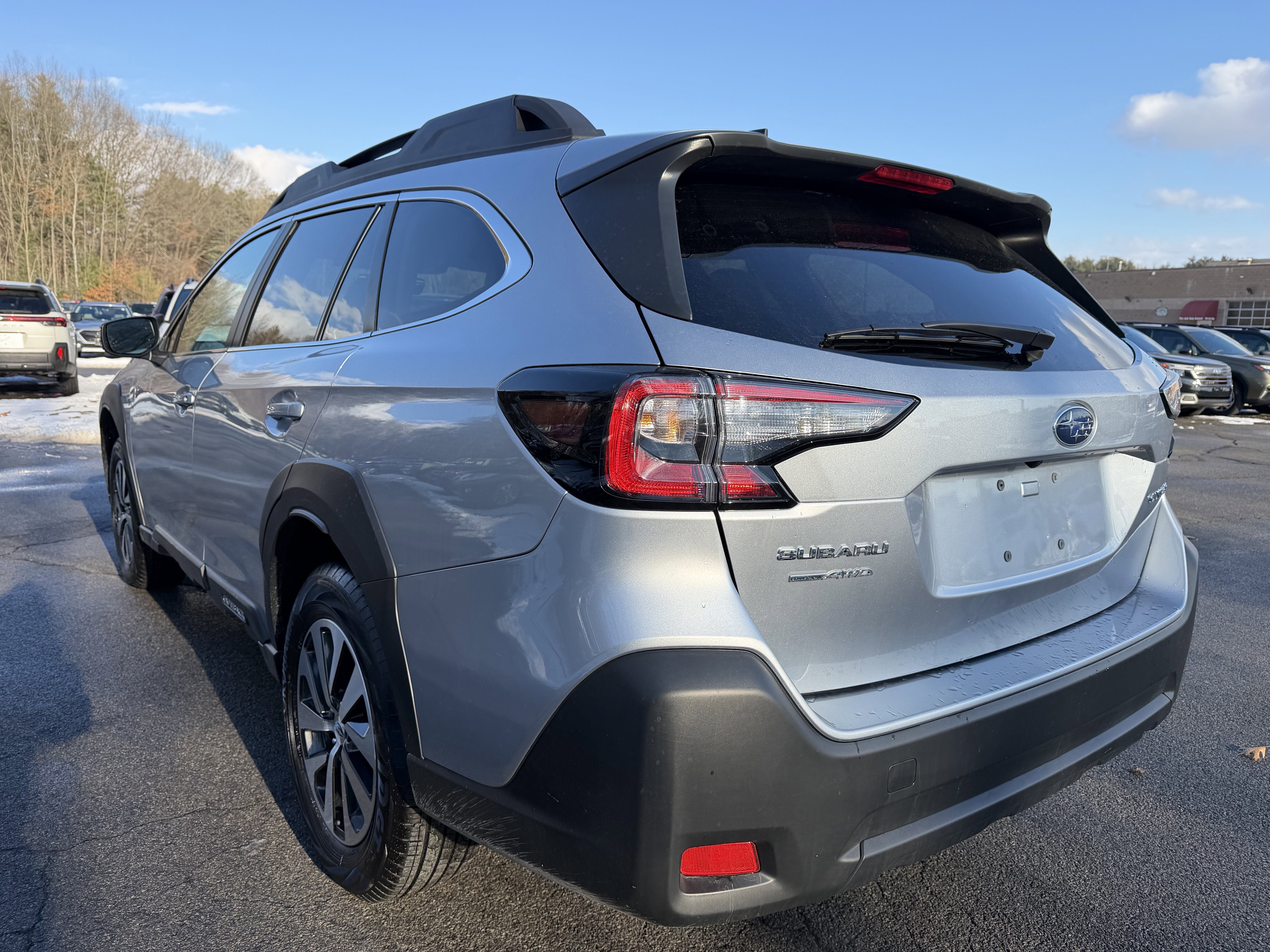 2025 Subaru Outback Premium