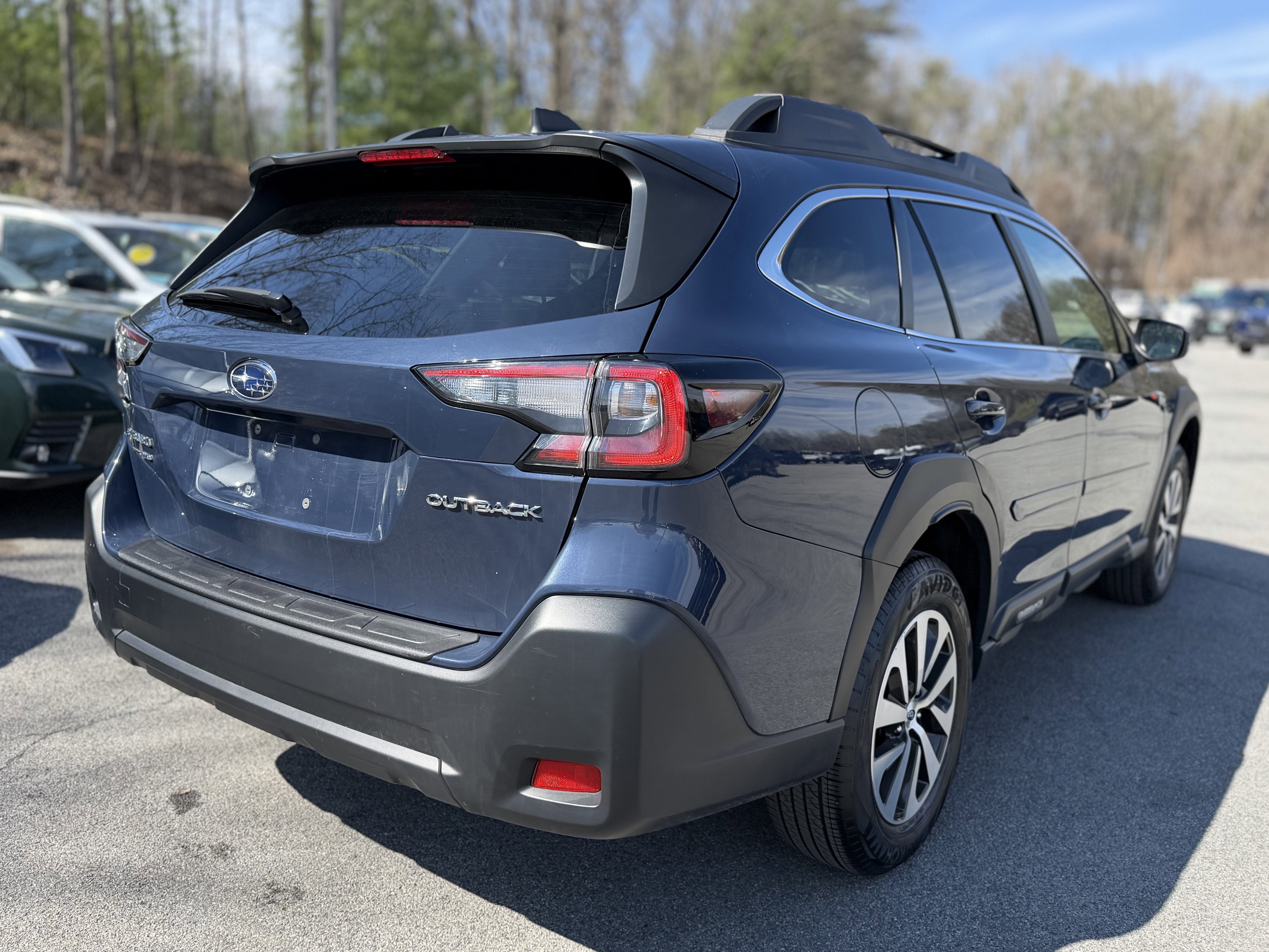 2025 Subaru Outback Premium