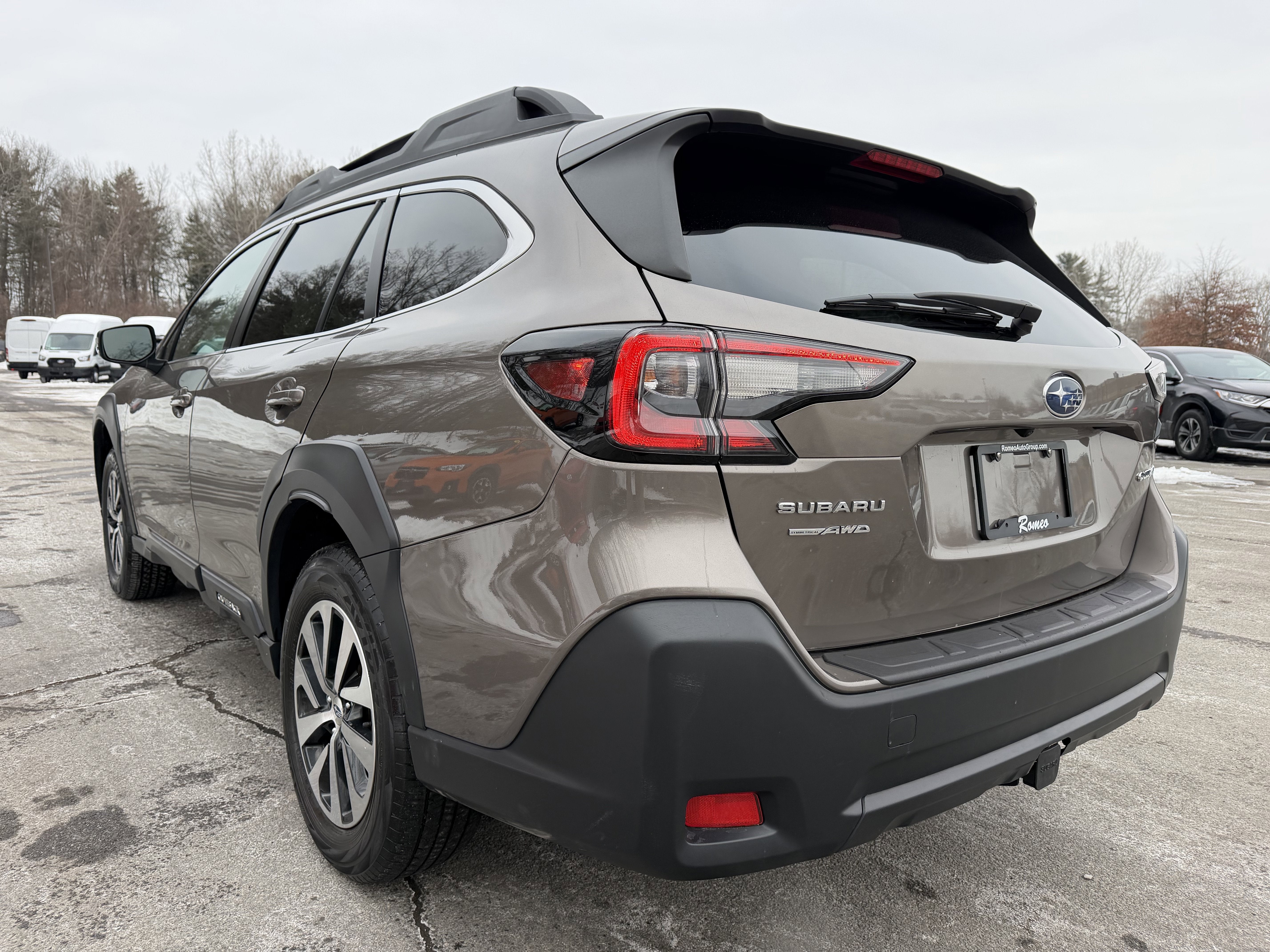 2023 Subaru Outback Premium