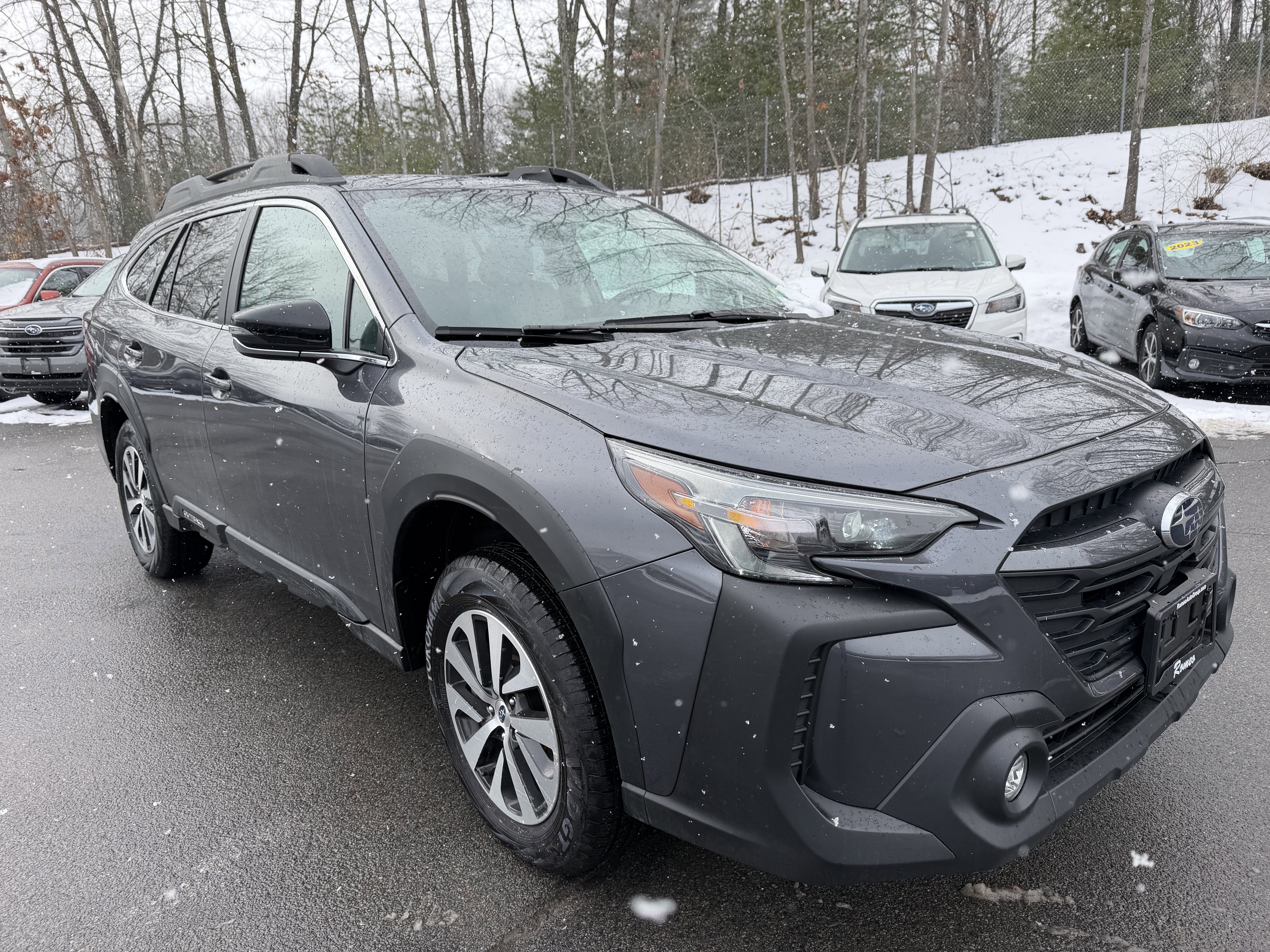 2025 Subaru Outback Premium