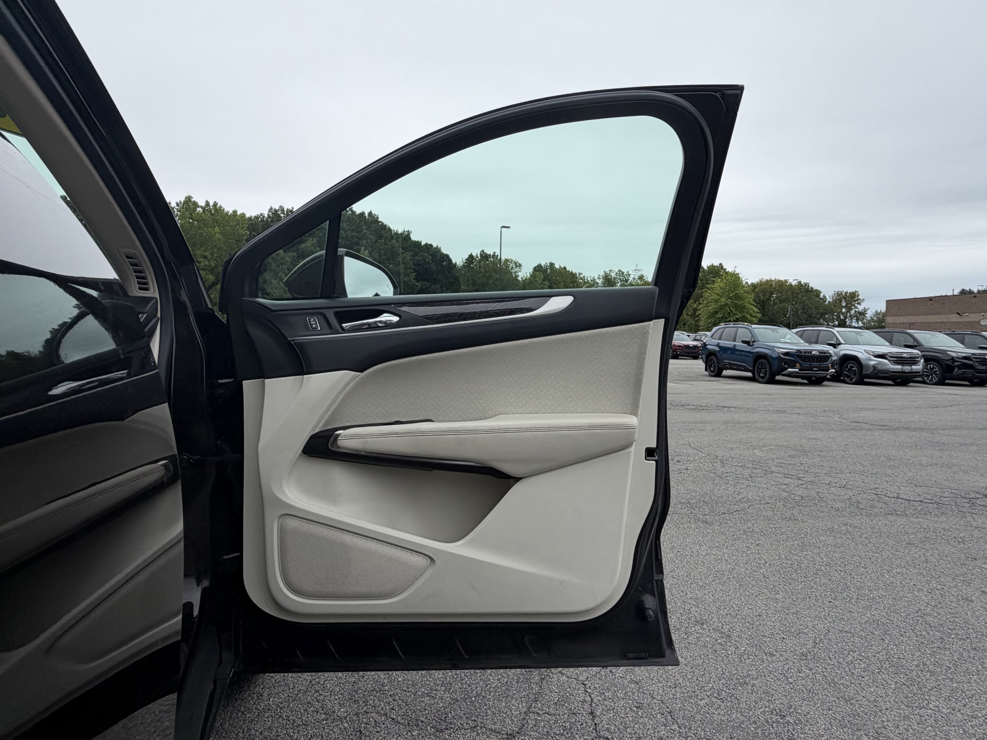 2019 Lincoln MKC Black Label