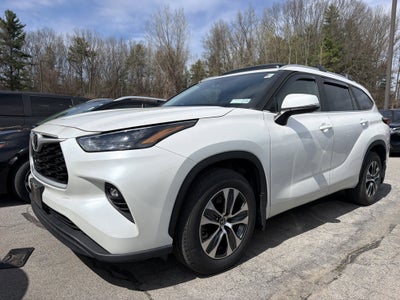2023 Toyota Highlander XLE