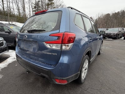 2022 Subaru Forester Base