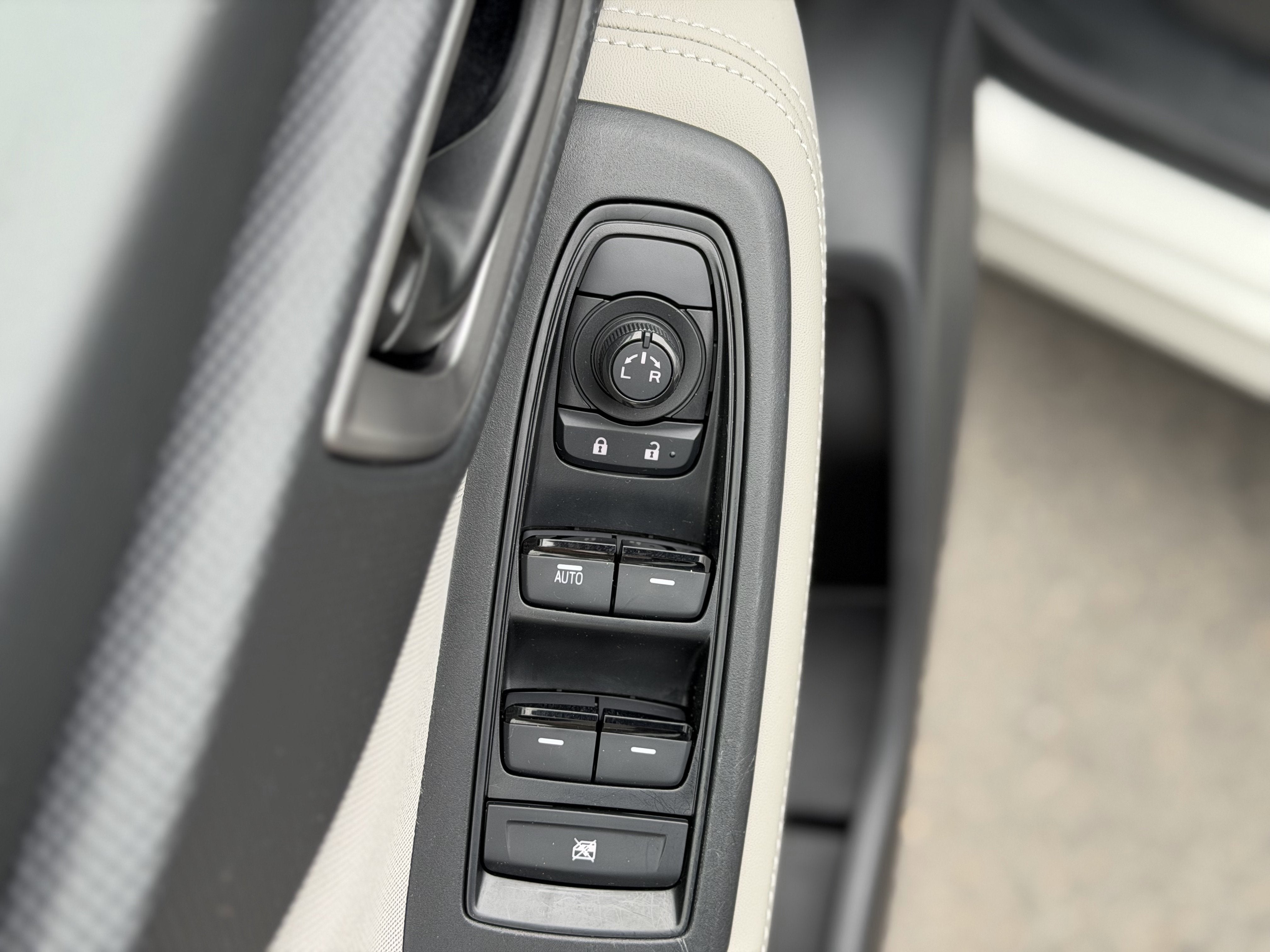 2023 Subaru Forester Base