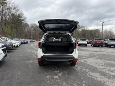 2023 Subaru Forester Base