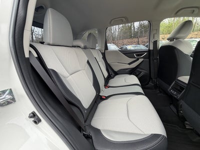 2023 Subaru Forester Base