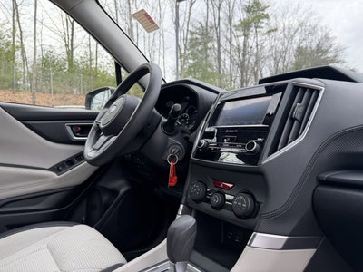 2023 Subaru Forester Base