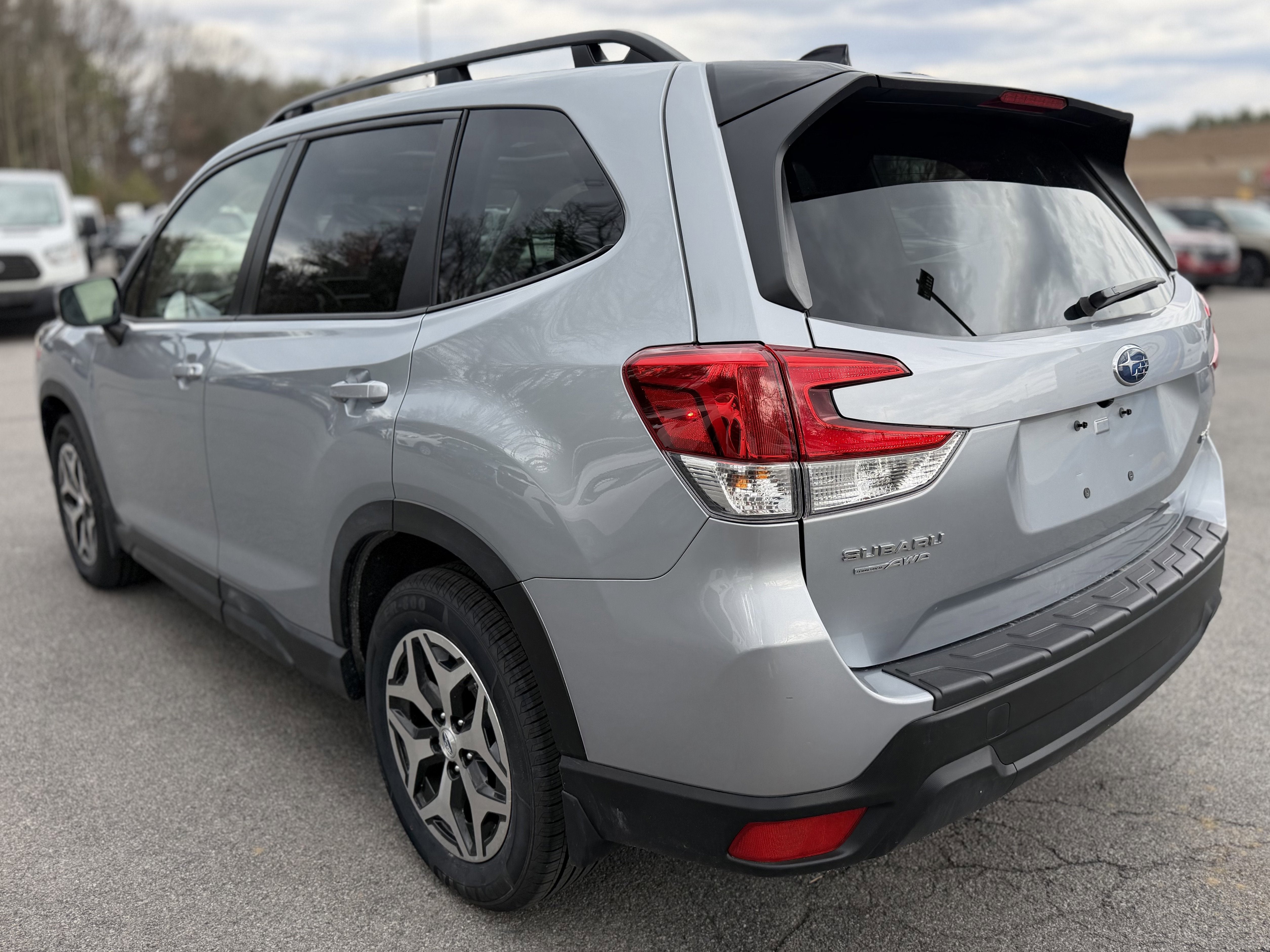 2024 Subaru Forester Premium