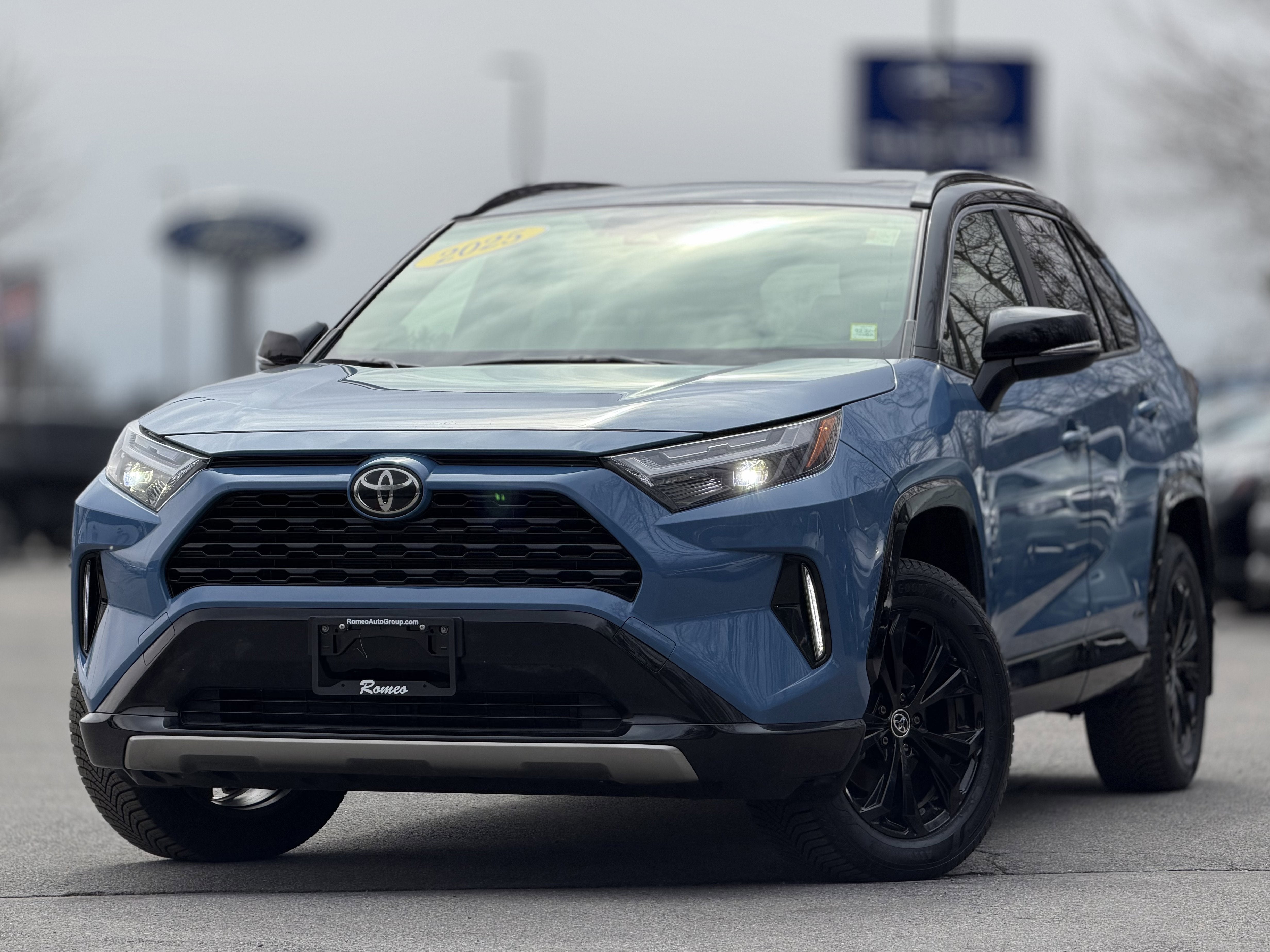2025 Toyota RAV4 Hybrid XSE