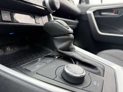 2025 Toyota RAV4 Hybrid XSE